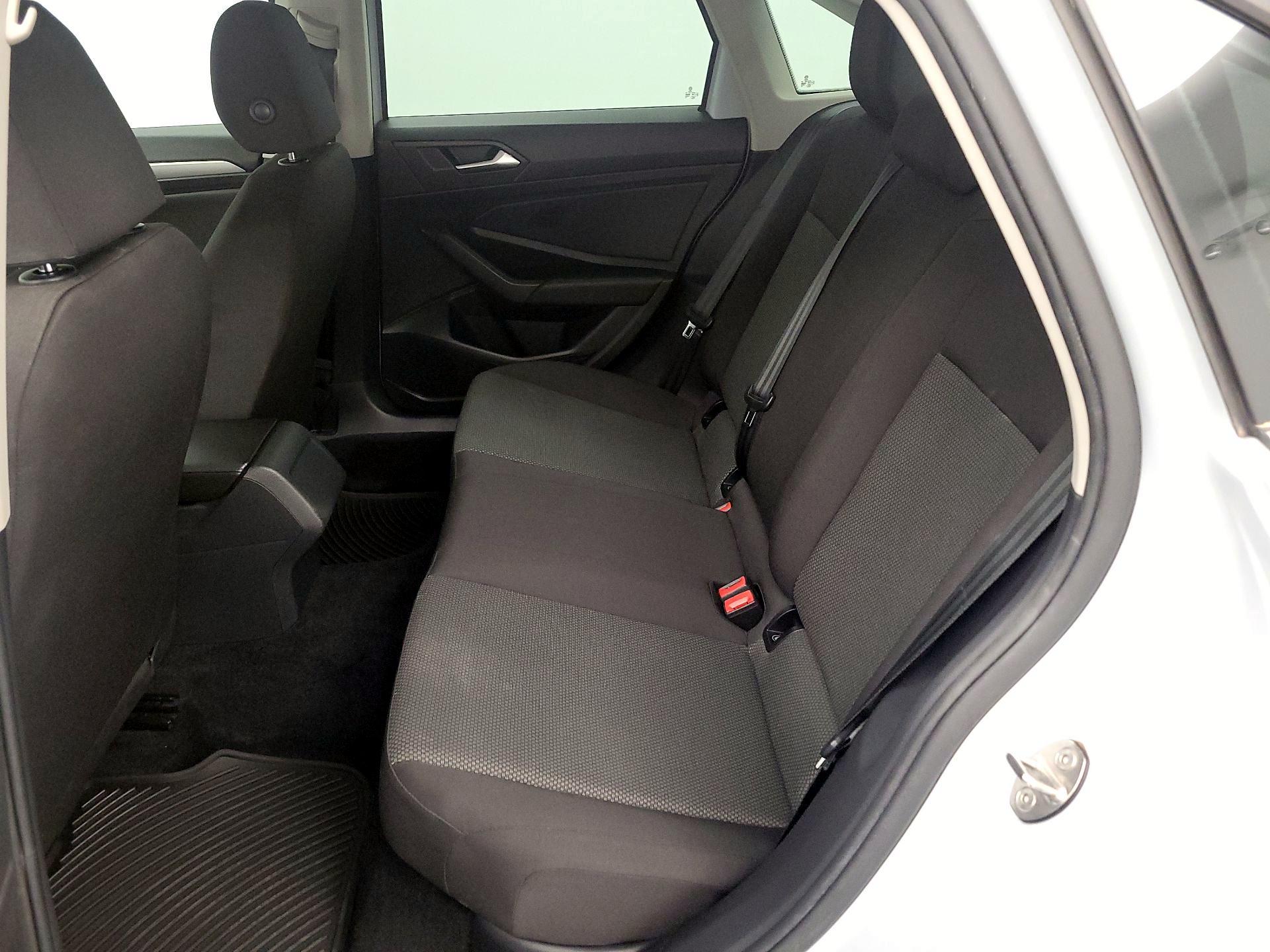 Thumbnail: 2019 Volkswagen Jetta - 19