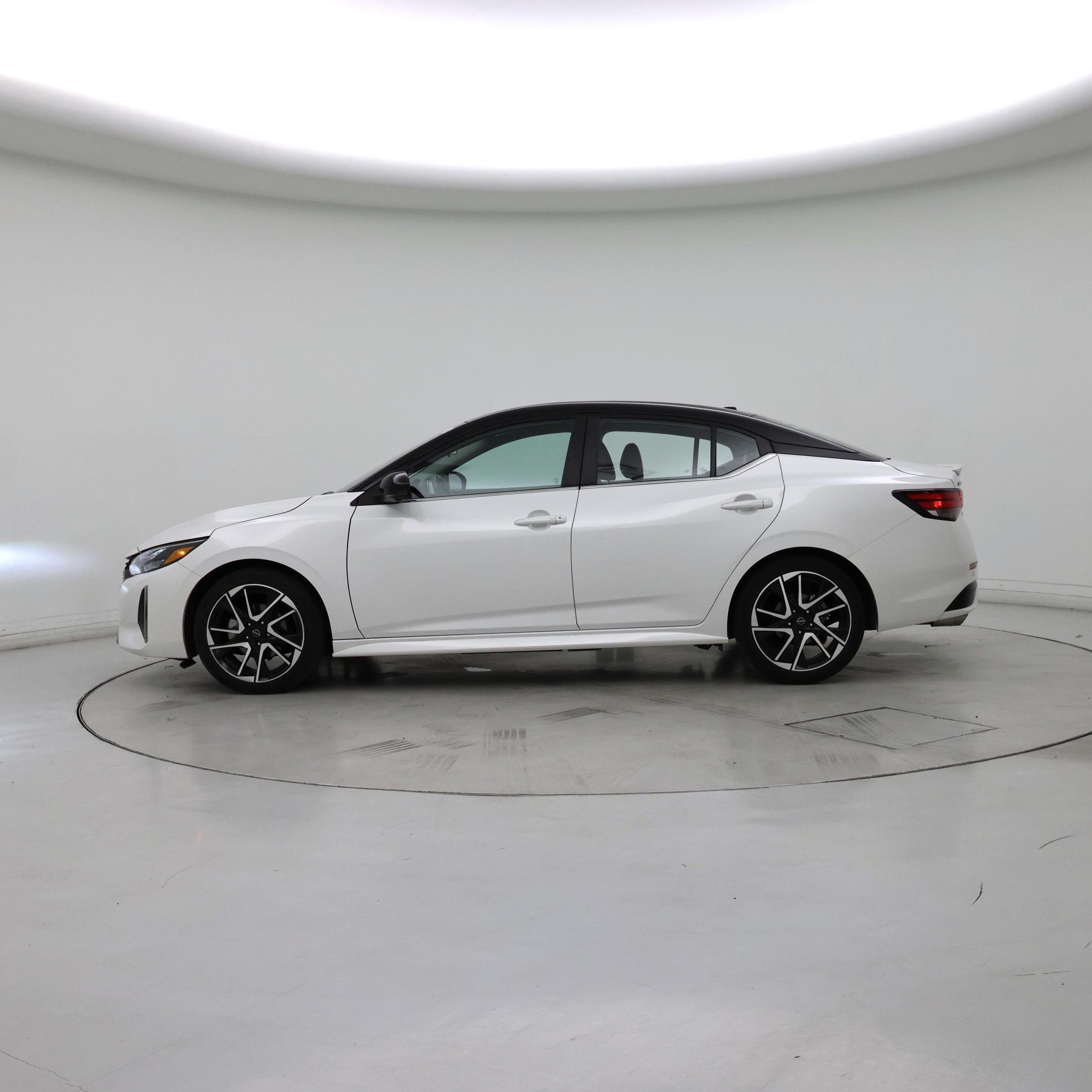 Thumbnail: 2024 Nissan Sentra - 3