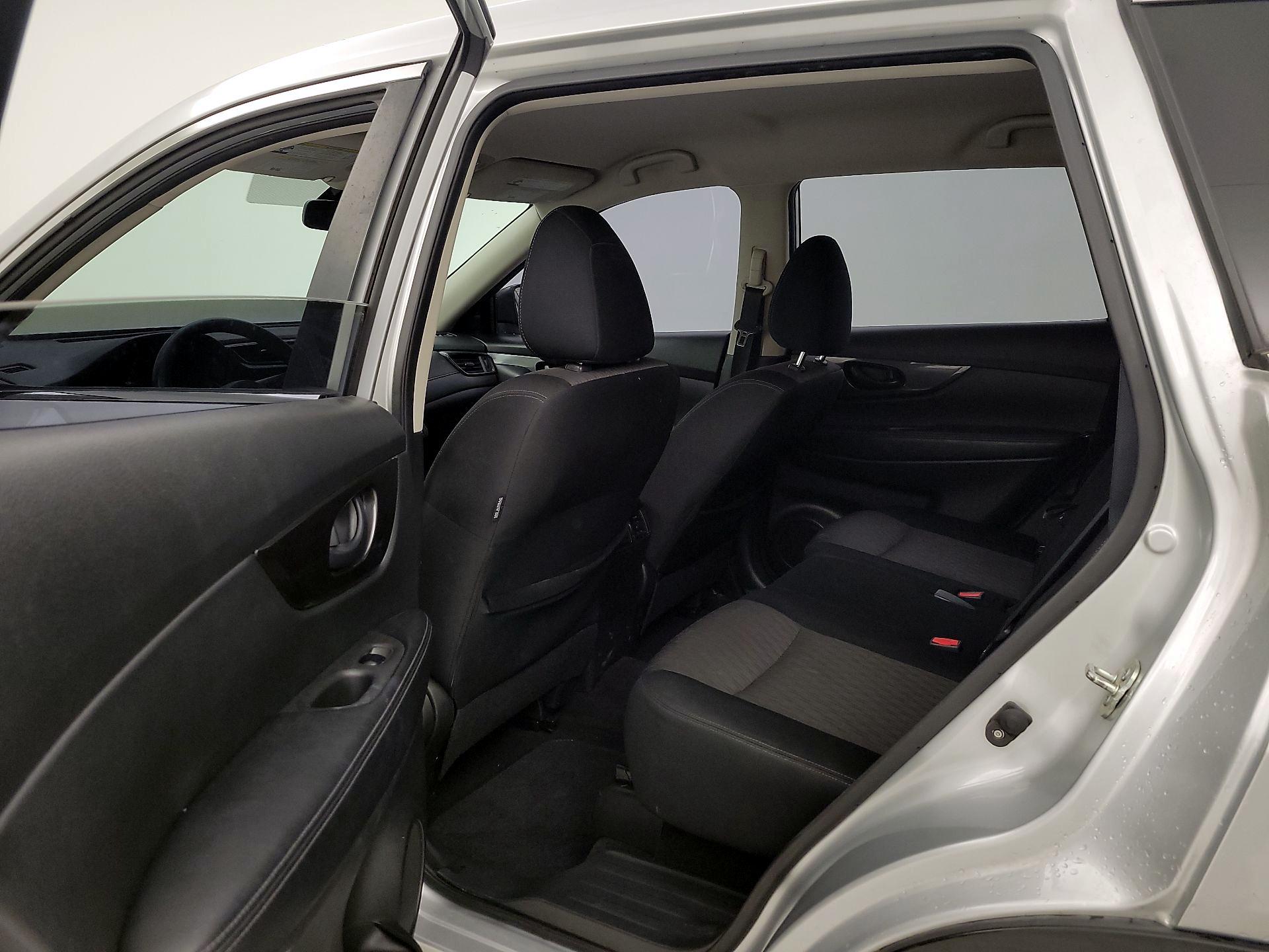 Thumbnail: 2020 Nissan Rogue - 19