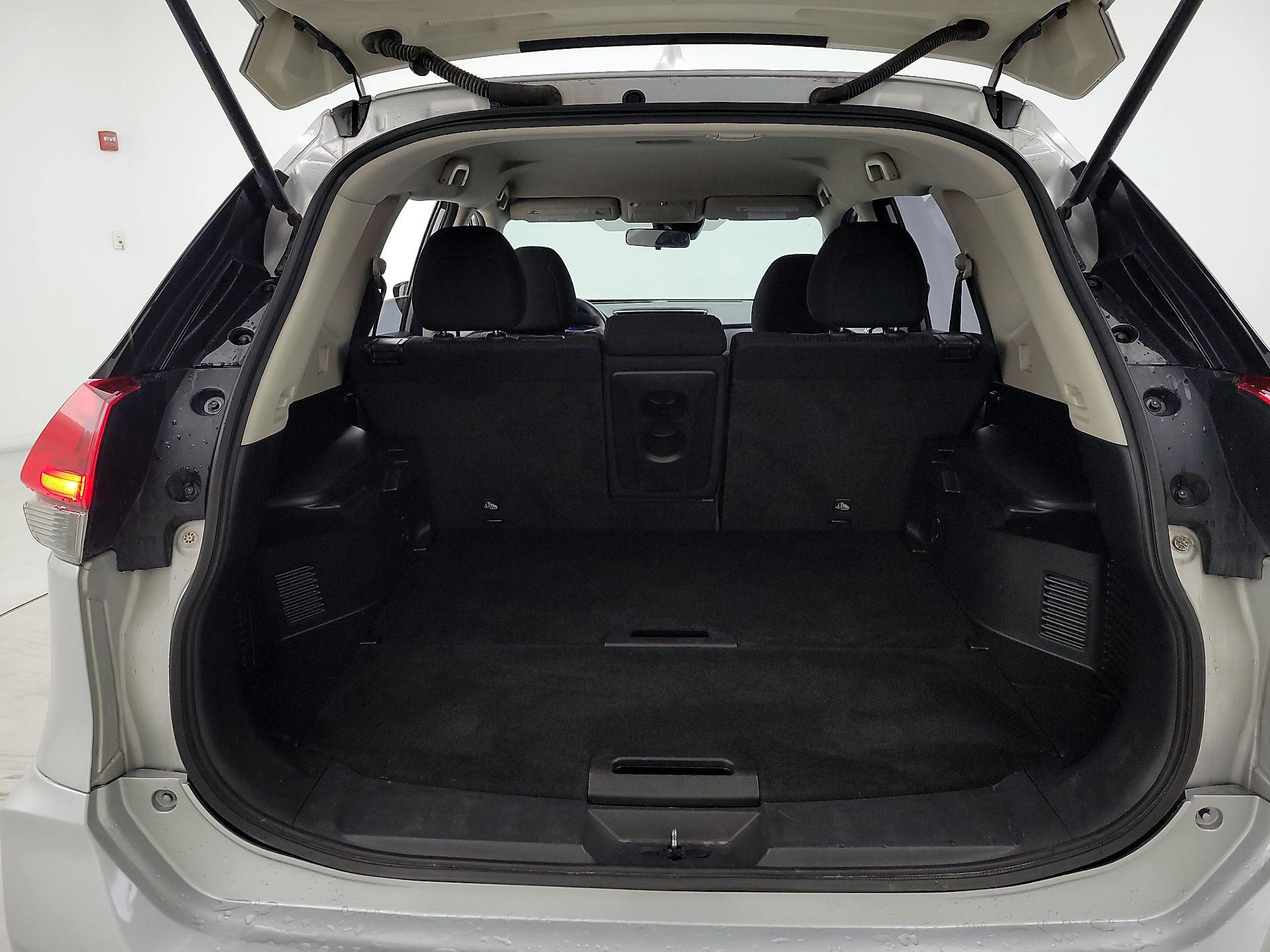 Thumbnail: 2020 Nissan Rogue - 20