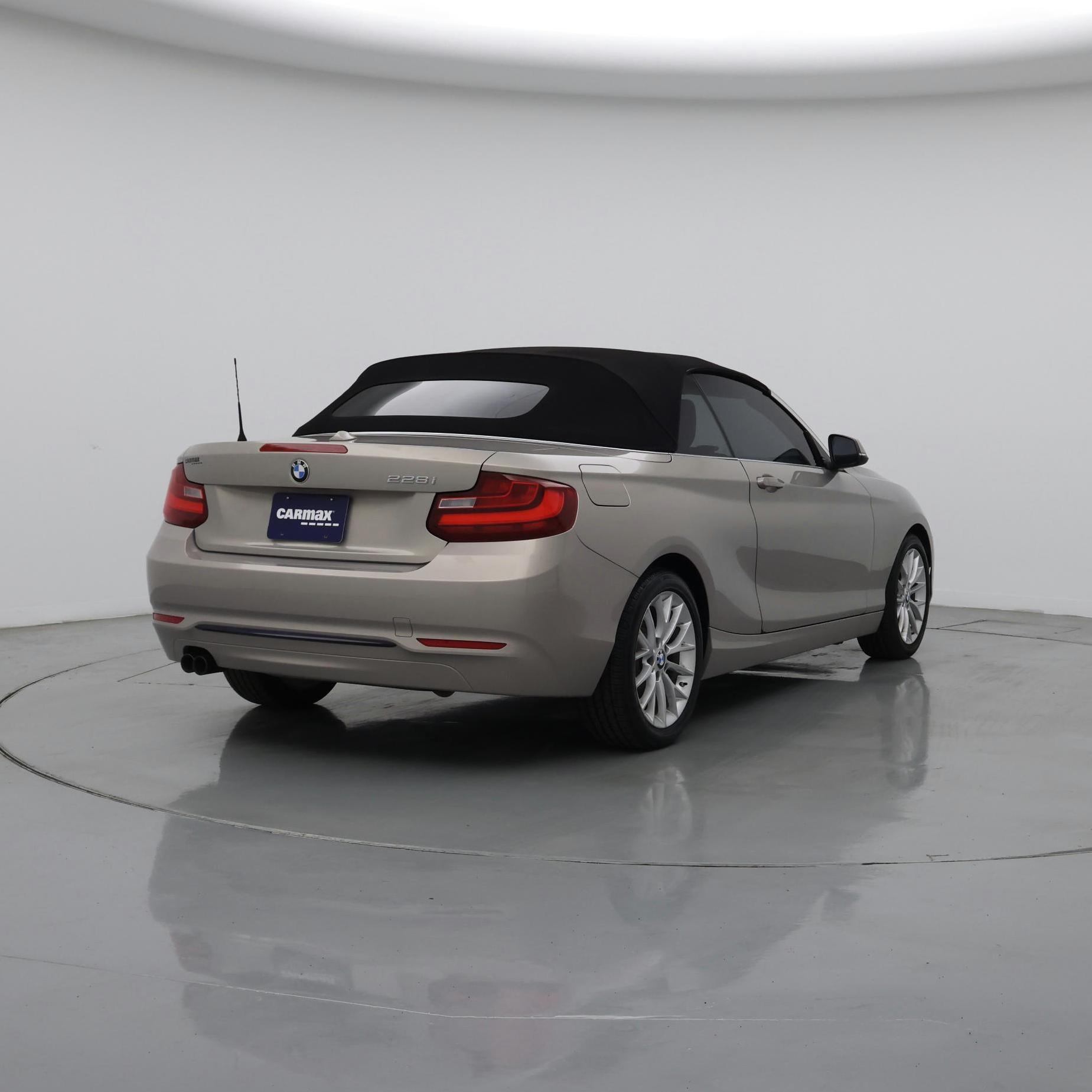 Thumbnail: 2016 BMW 2 Series - 8