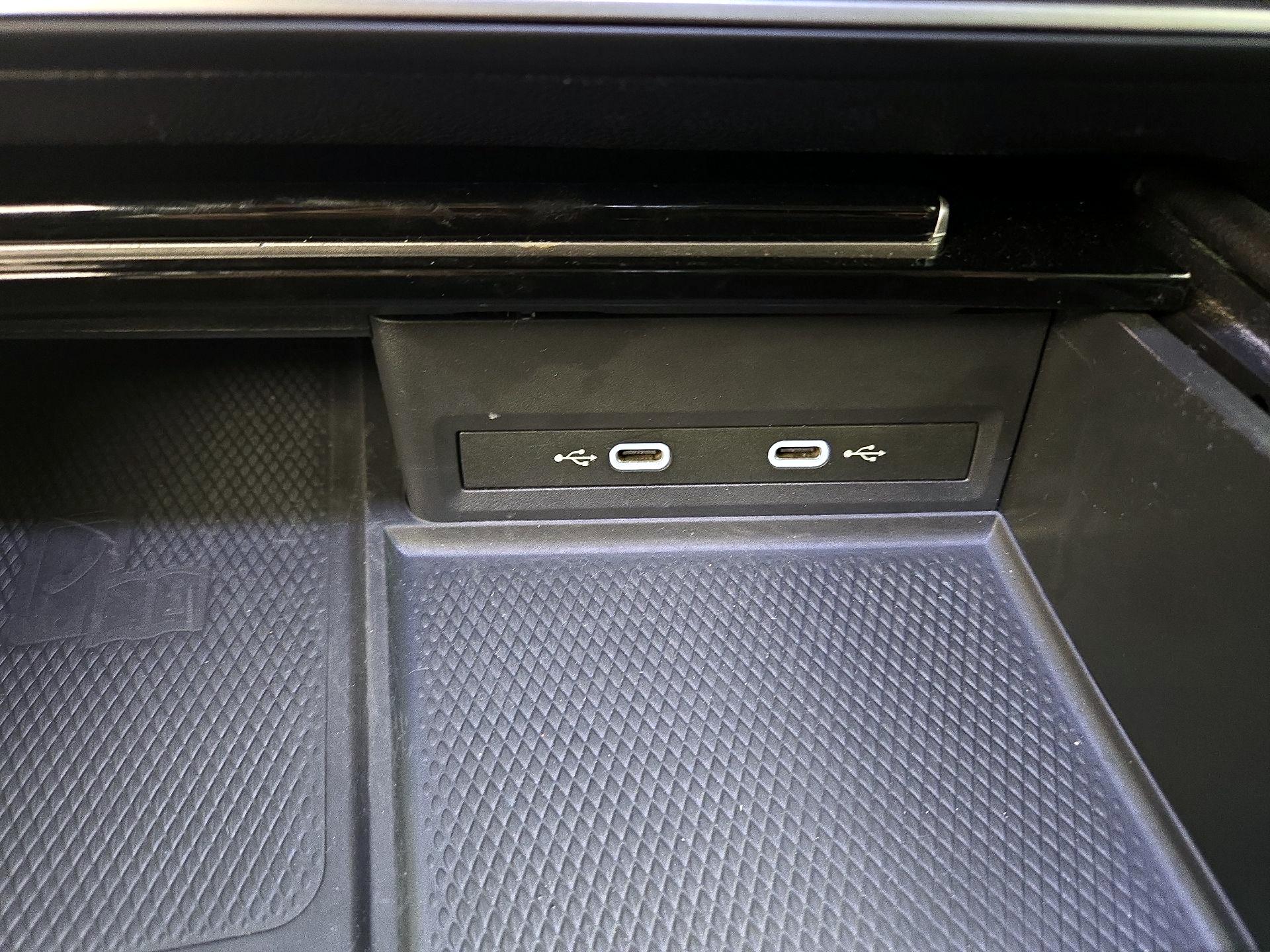 Thumbnail: 2024 Volkswagen Atlas - 18