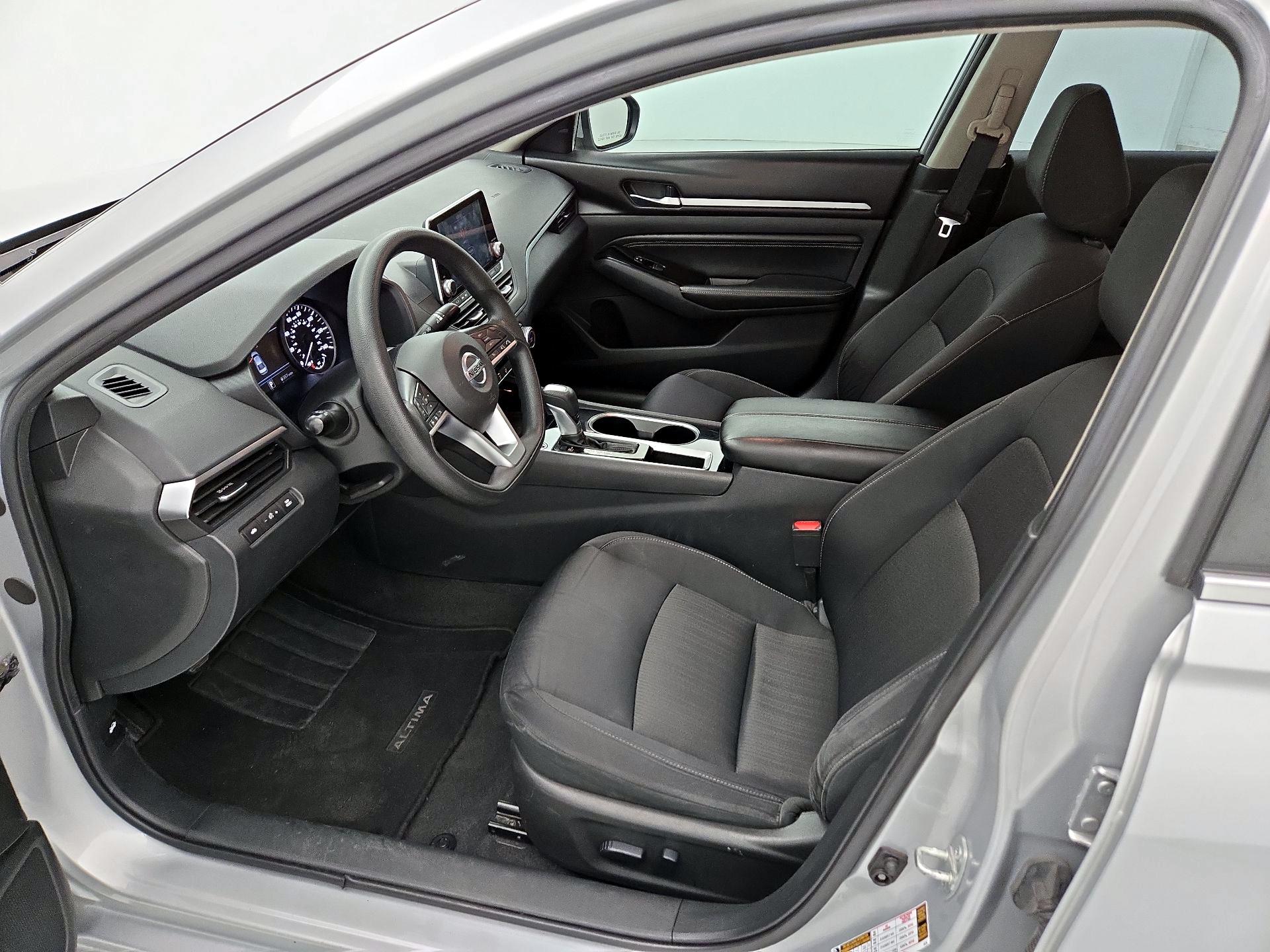 Thumbnail: 2021 Nissan Altima - 11