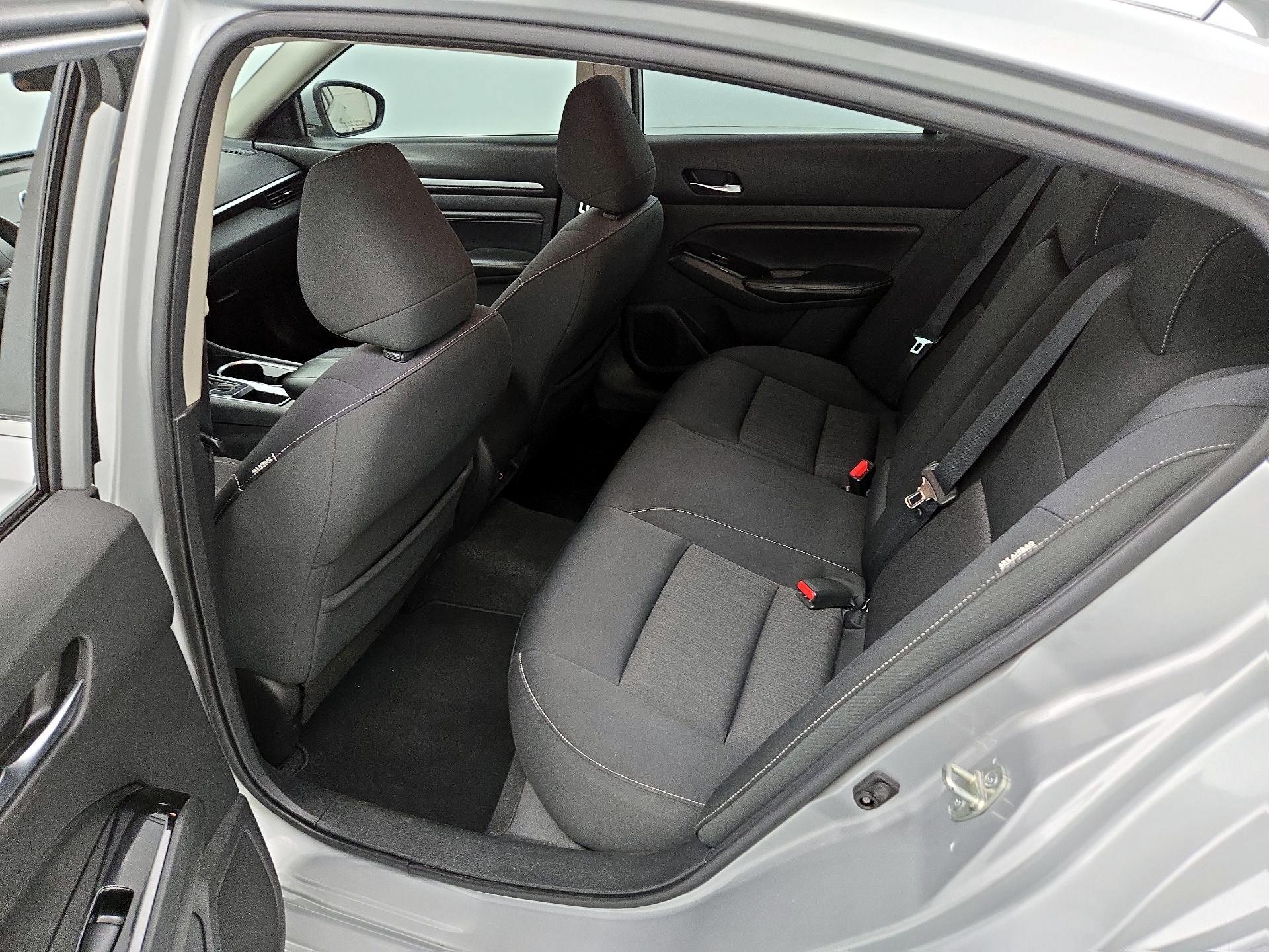 Thumbnail: 2021 Nissan Altima - 19