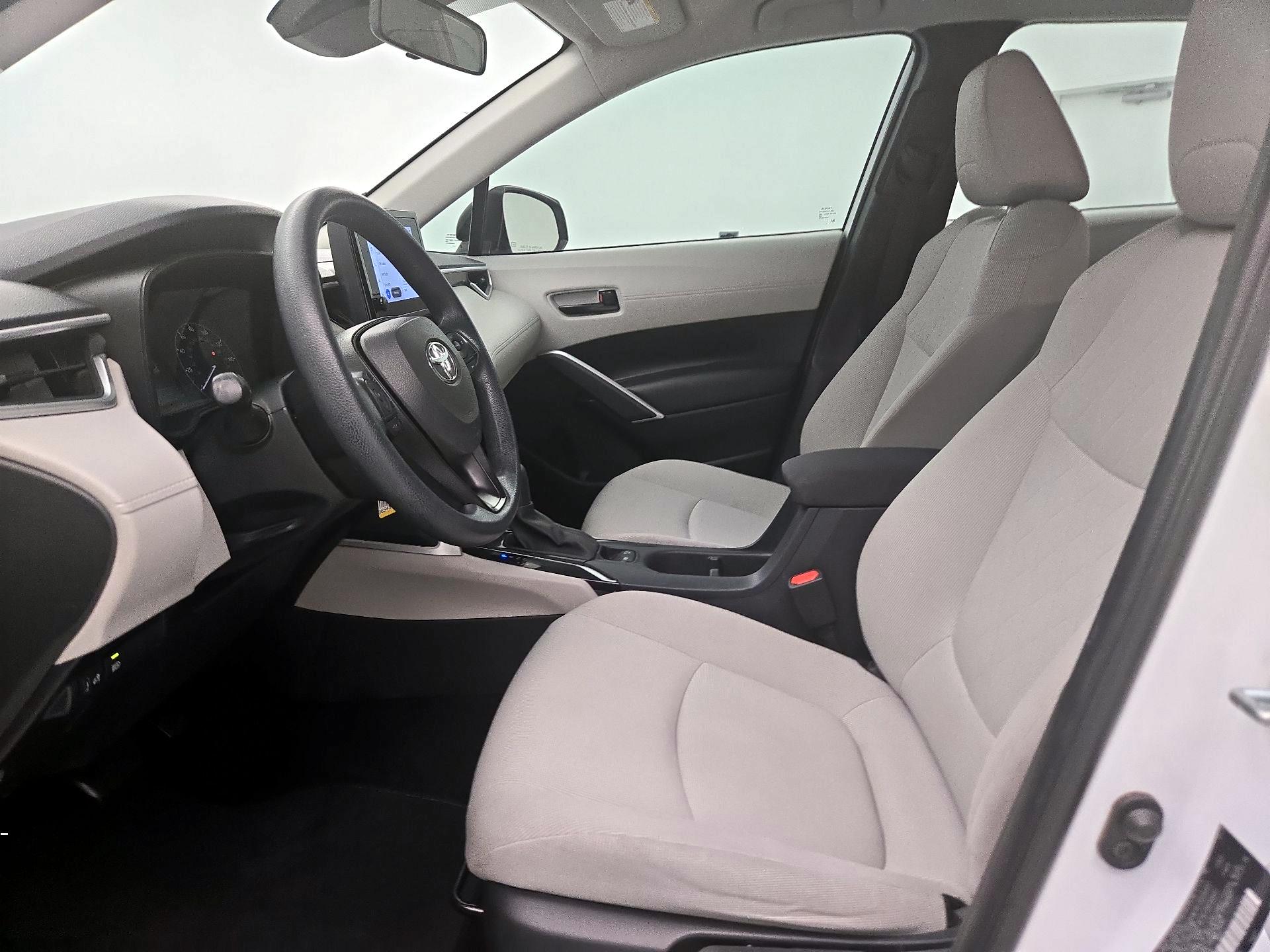 Thumbnail: 2023 Toyota Corolla Cross - 11