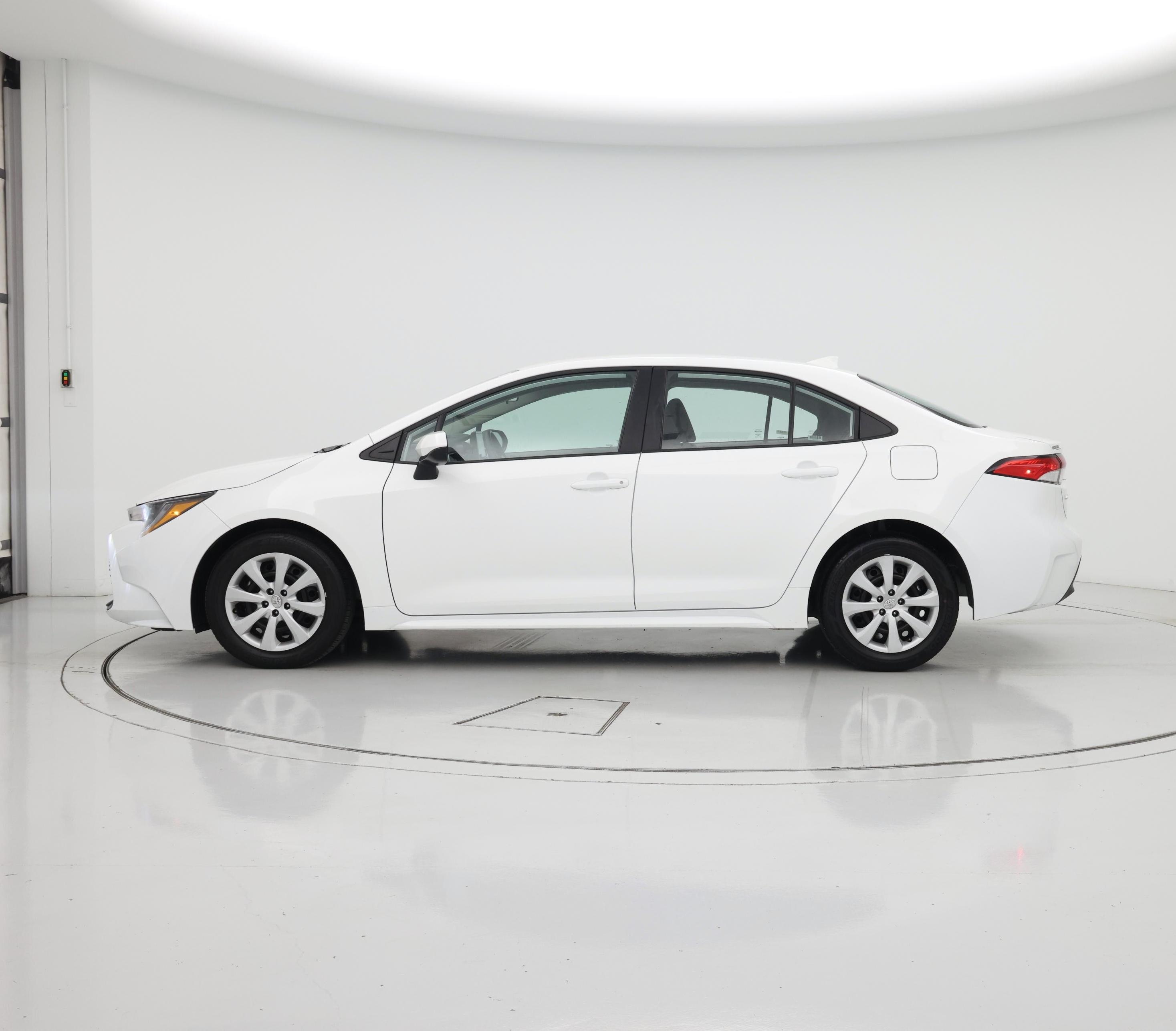 Thumbnail: 2025 Toyota Corolla - 3