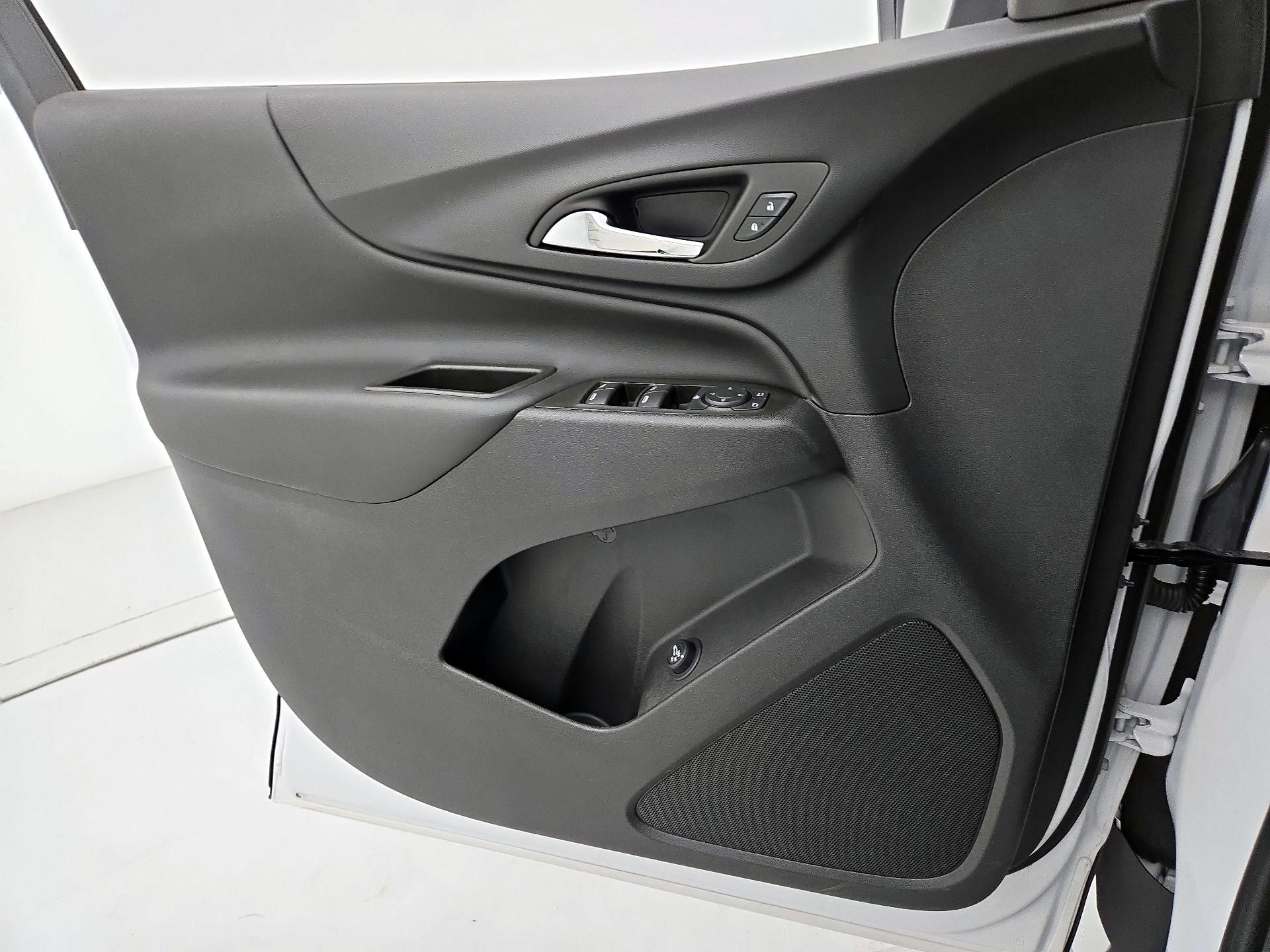 Thumbnail: 2024 Chevrolet Equinox - 12