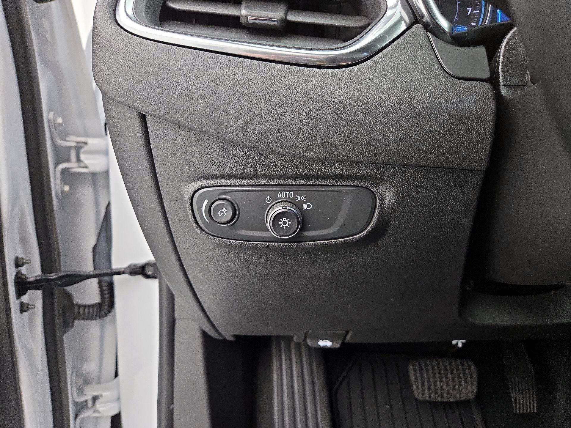 Thumbnail: 2024 Chevrolet Equinox - 13