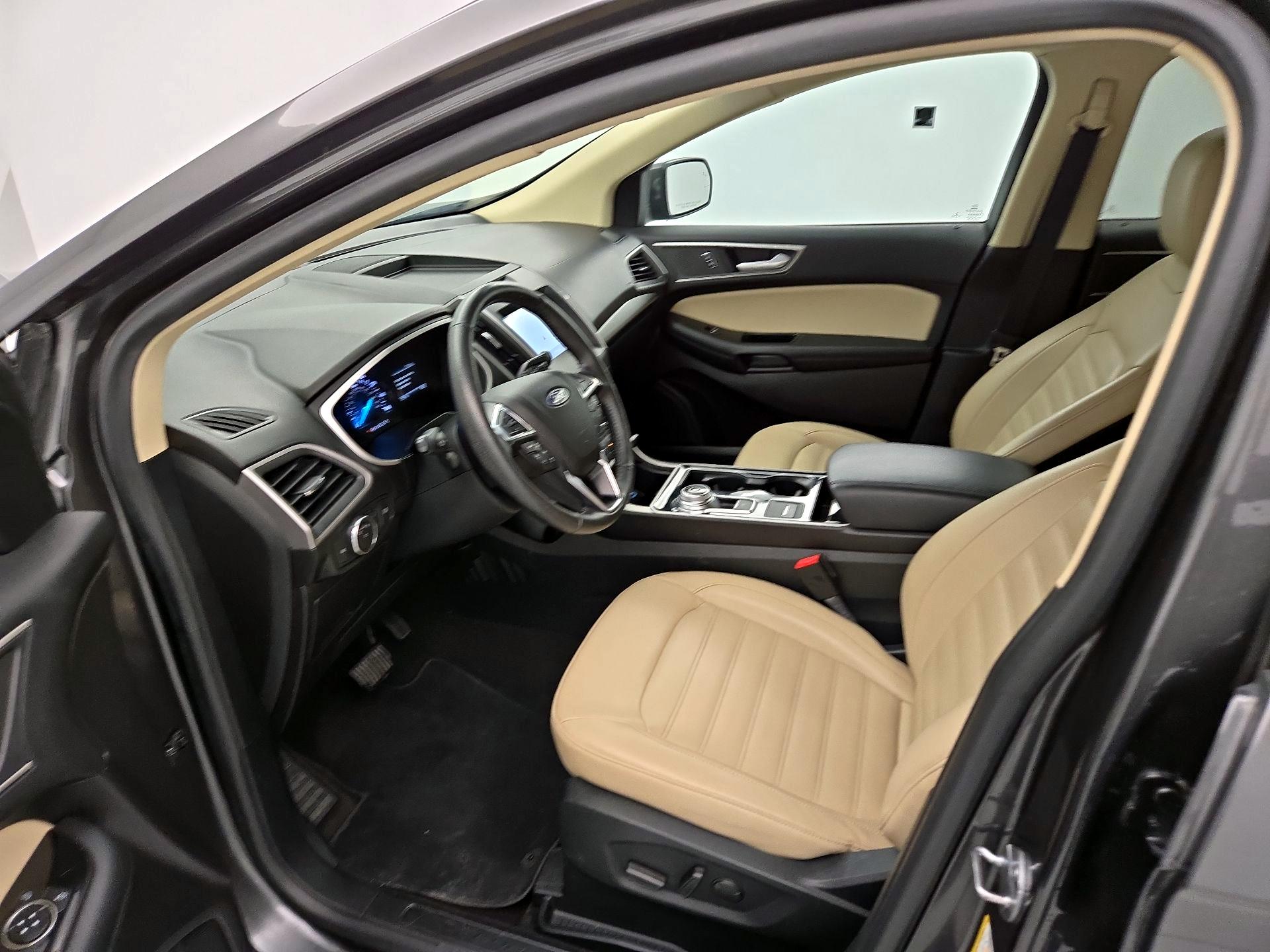 Thumbnail: 2020 Ford Edge - 11