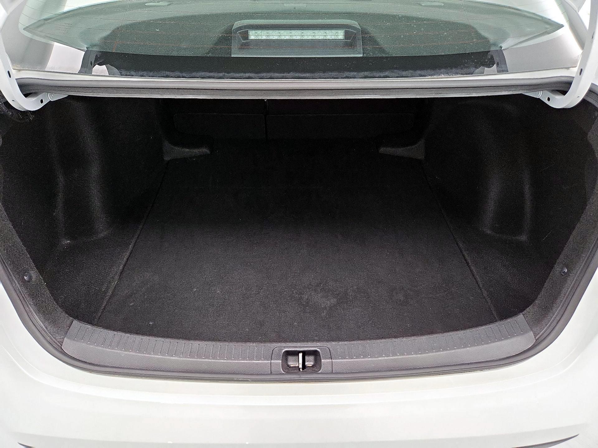 Thumbnail: 2024 Toyota Corolla - 20