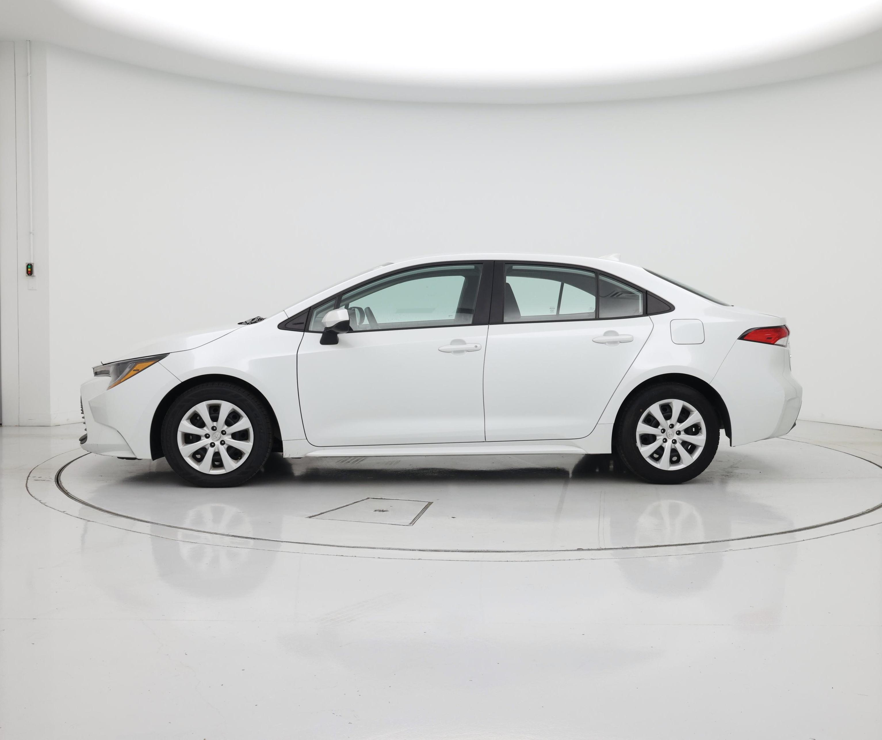 Thumbnail: 2024 Toyota Corolla - 3