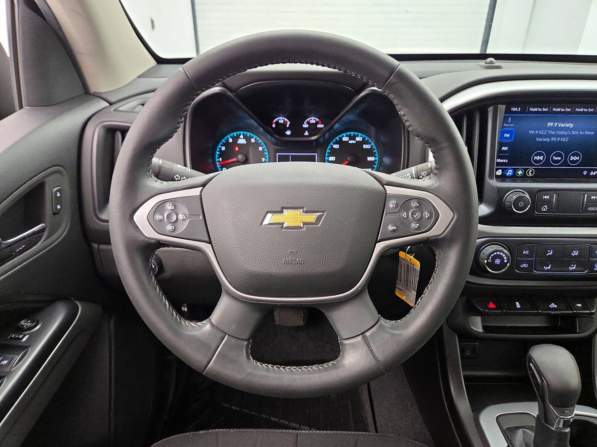 Thumbnail: 2022 Chevrolet Colorado - 10