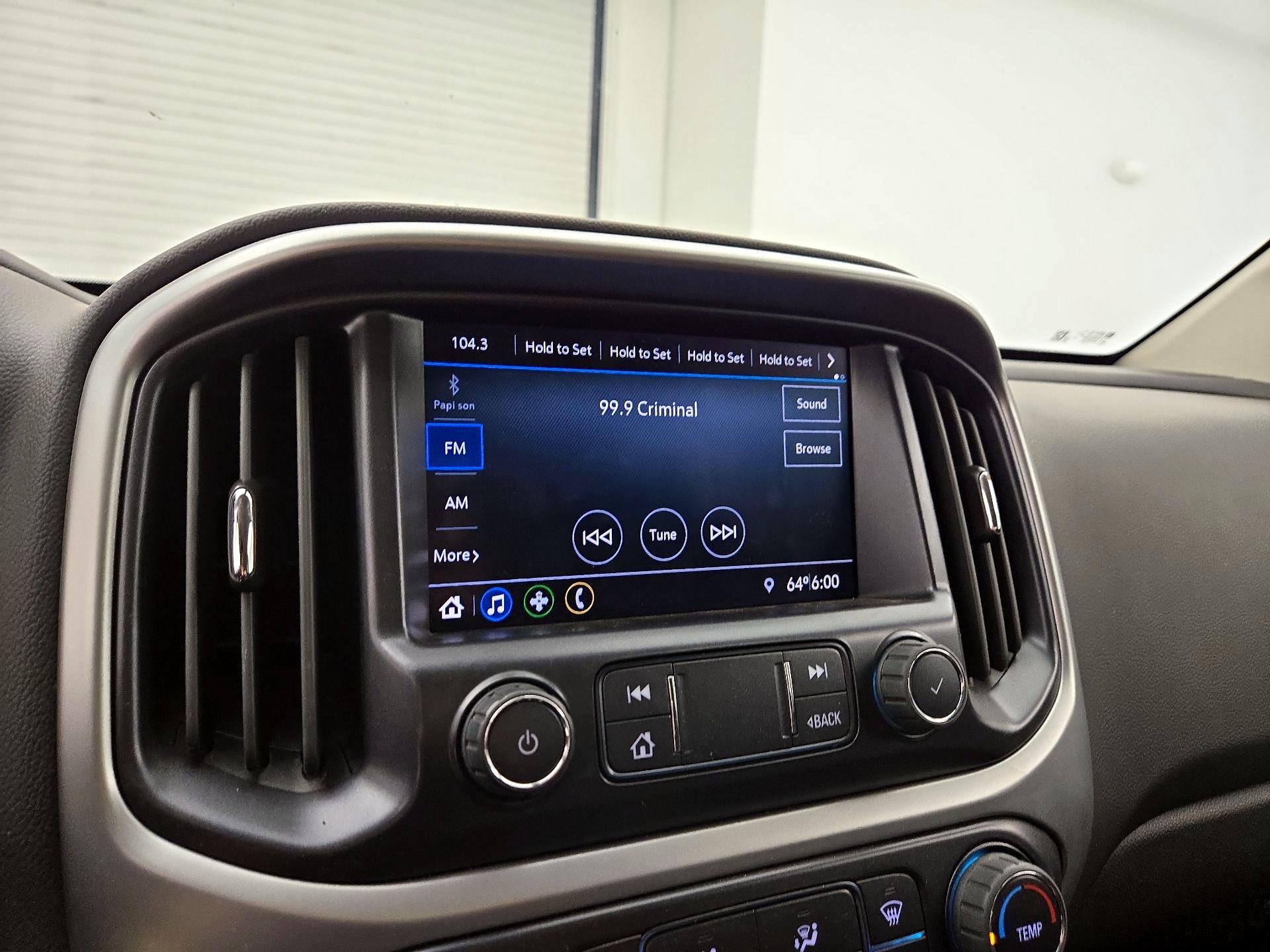 Thumbnail: 2022 Chevrolet Colorado - 15