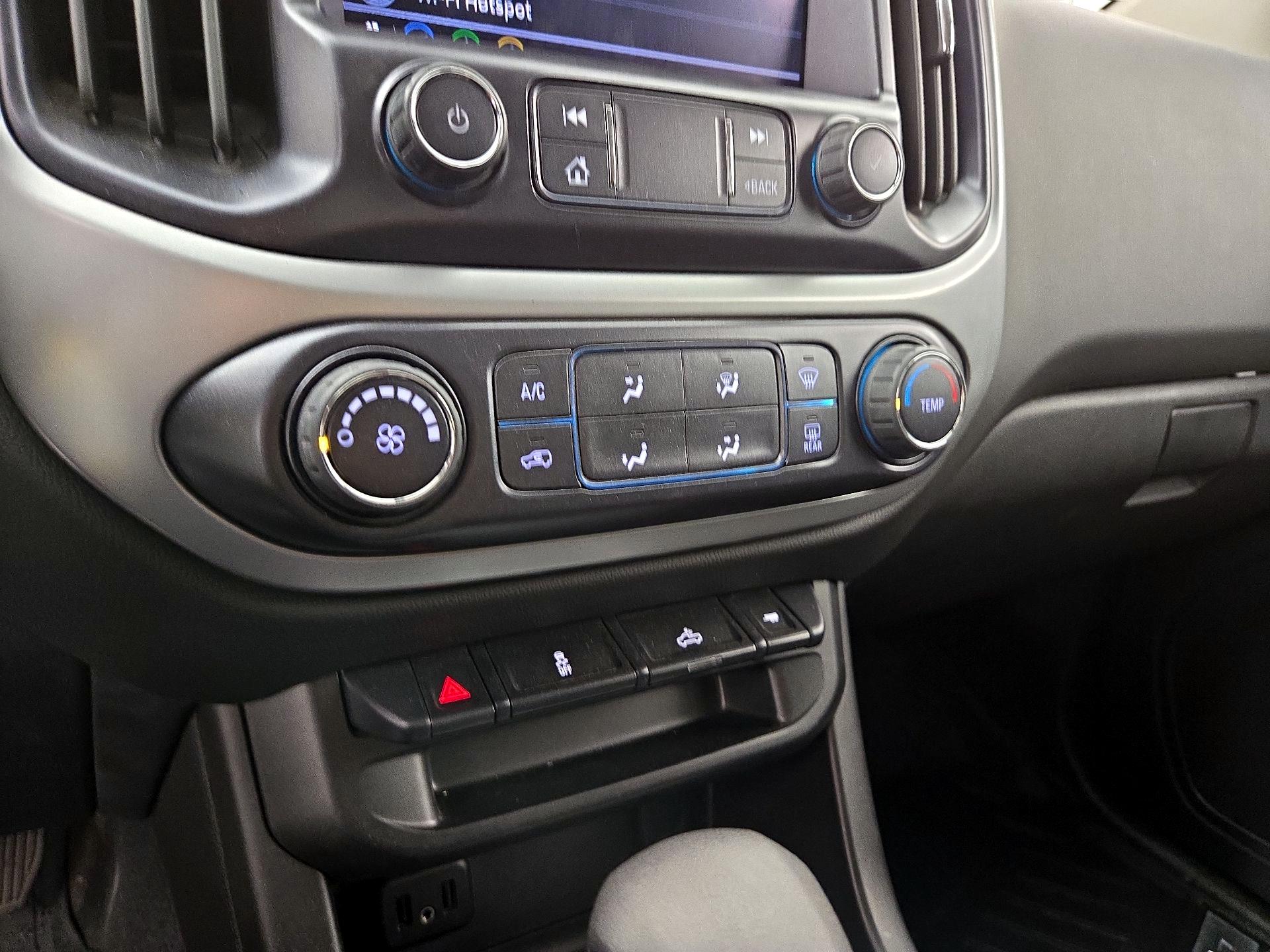 Thumbnail: 2022 Chevrolet Colorado - 16