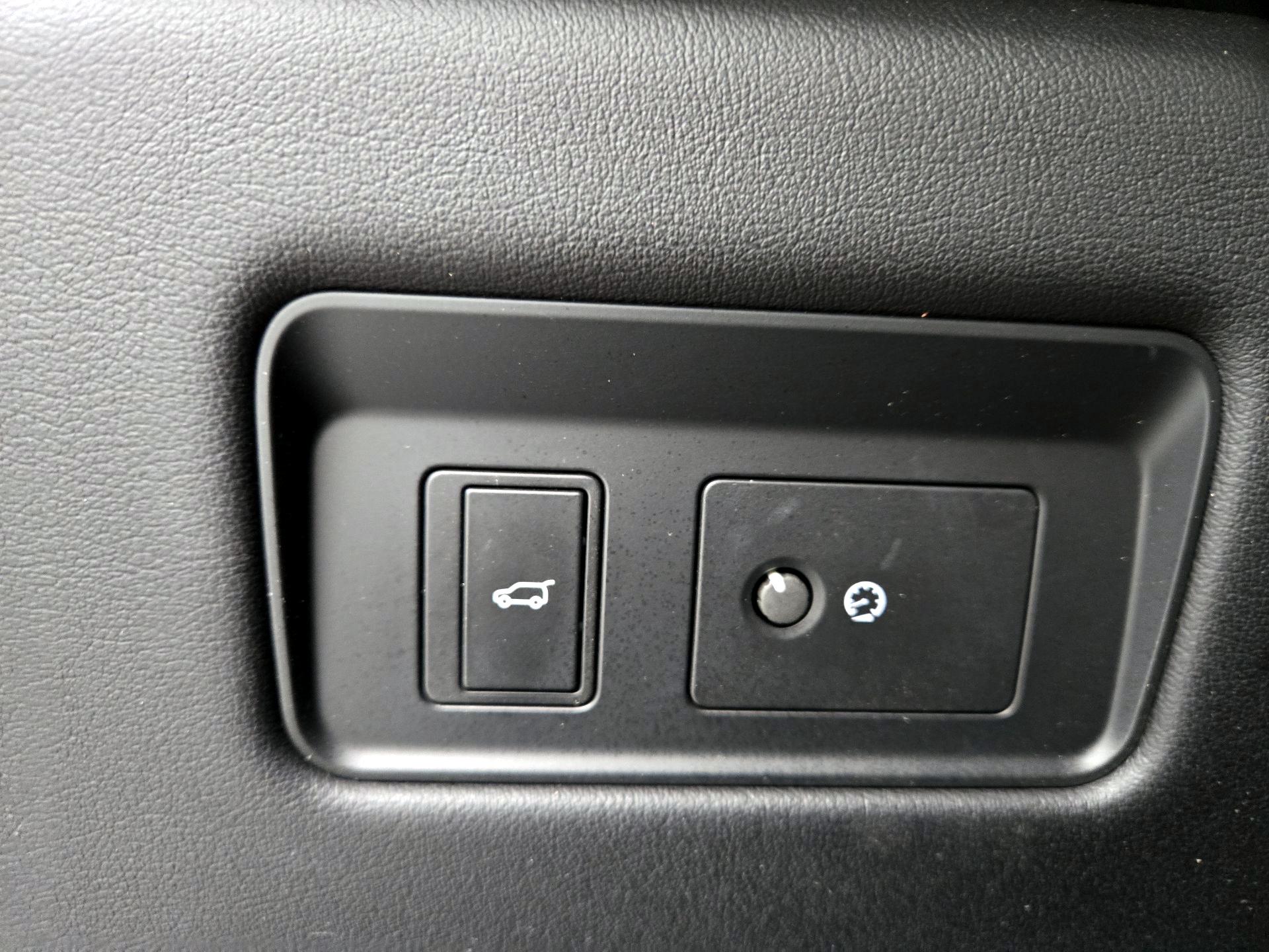 Thumbnail: 2024 Jaguar F-Pace - 13