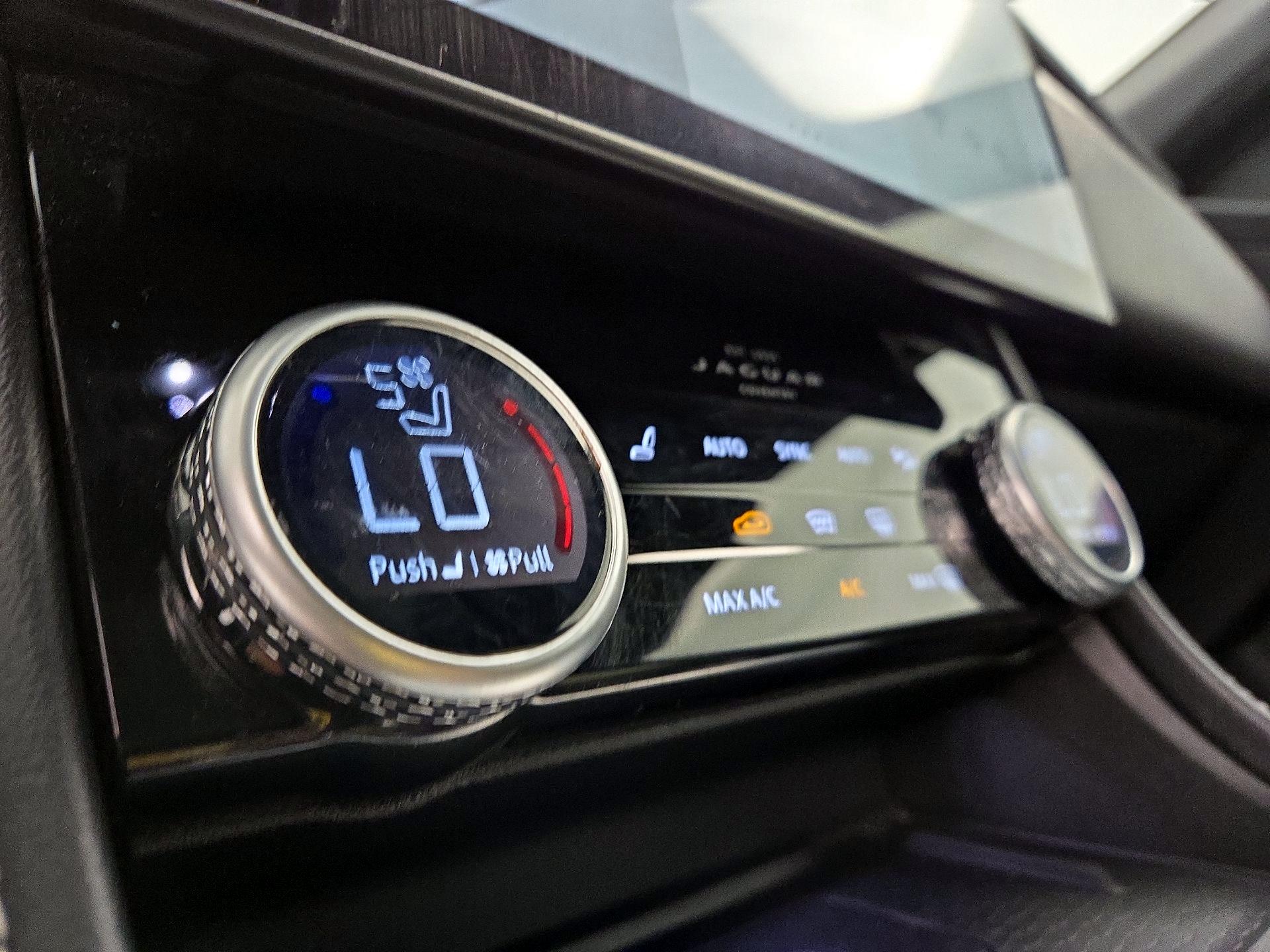 Thumbnail: 2024 Jaguar F-Pace - 17