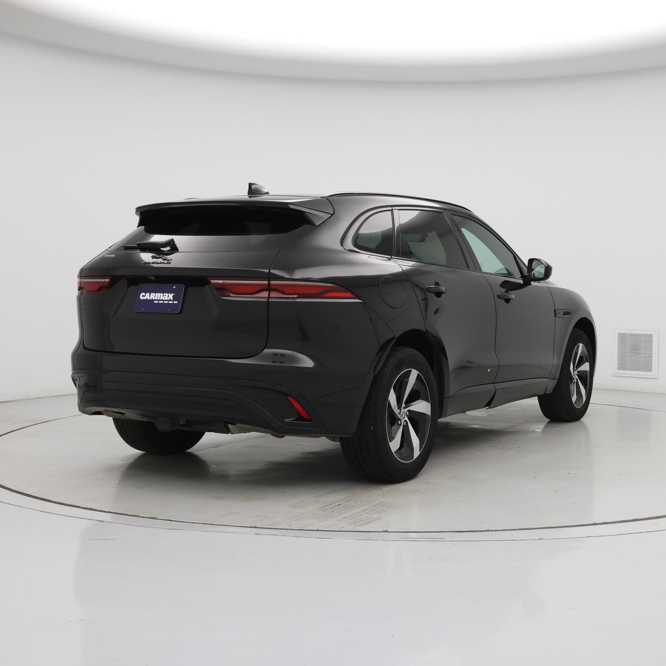 Thumbnail: 2024 Jaguar F-Pace - 8