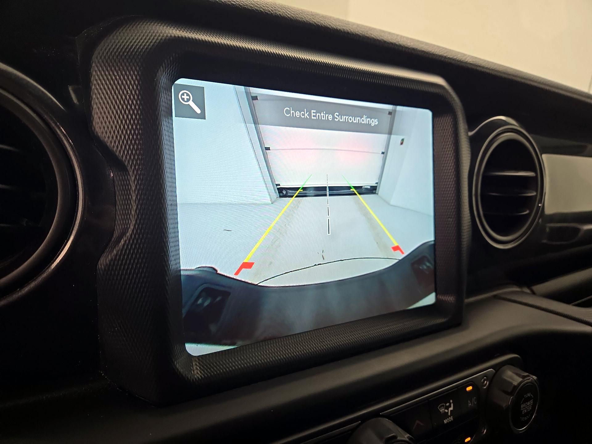 Thumbnail: 2022 Jeep Gladiator - 15