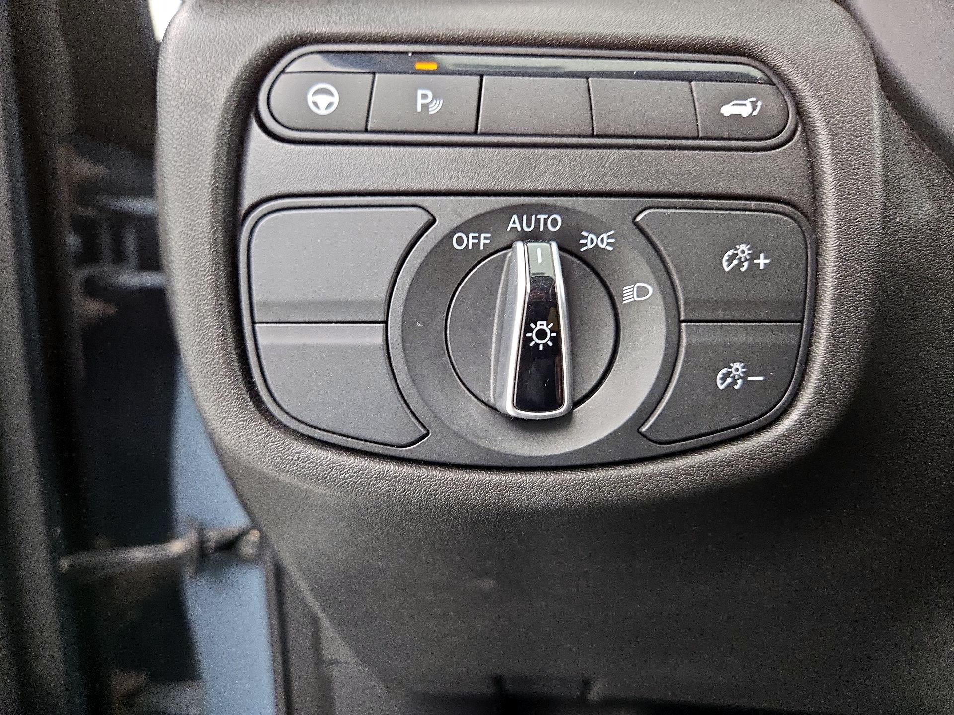 Thumbnail: 2024 INFINITI QX50 - 13