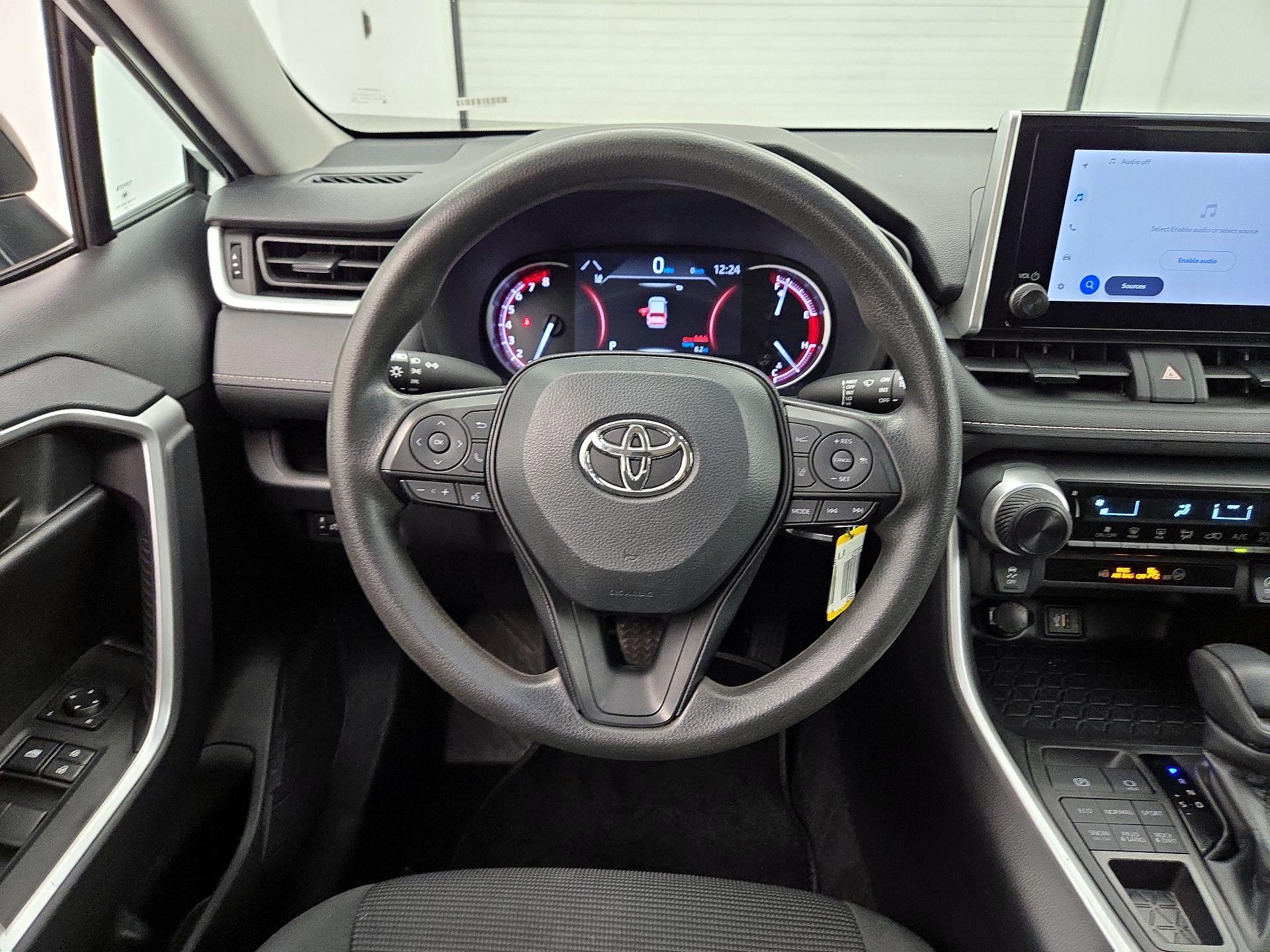 Thumbnail: 2024 Toyota RAV4 - 10