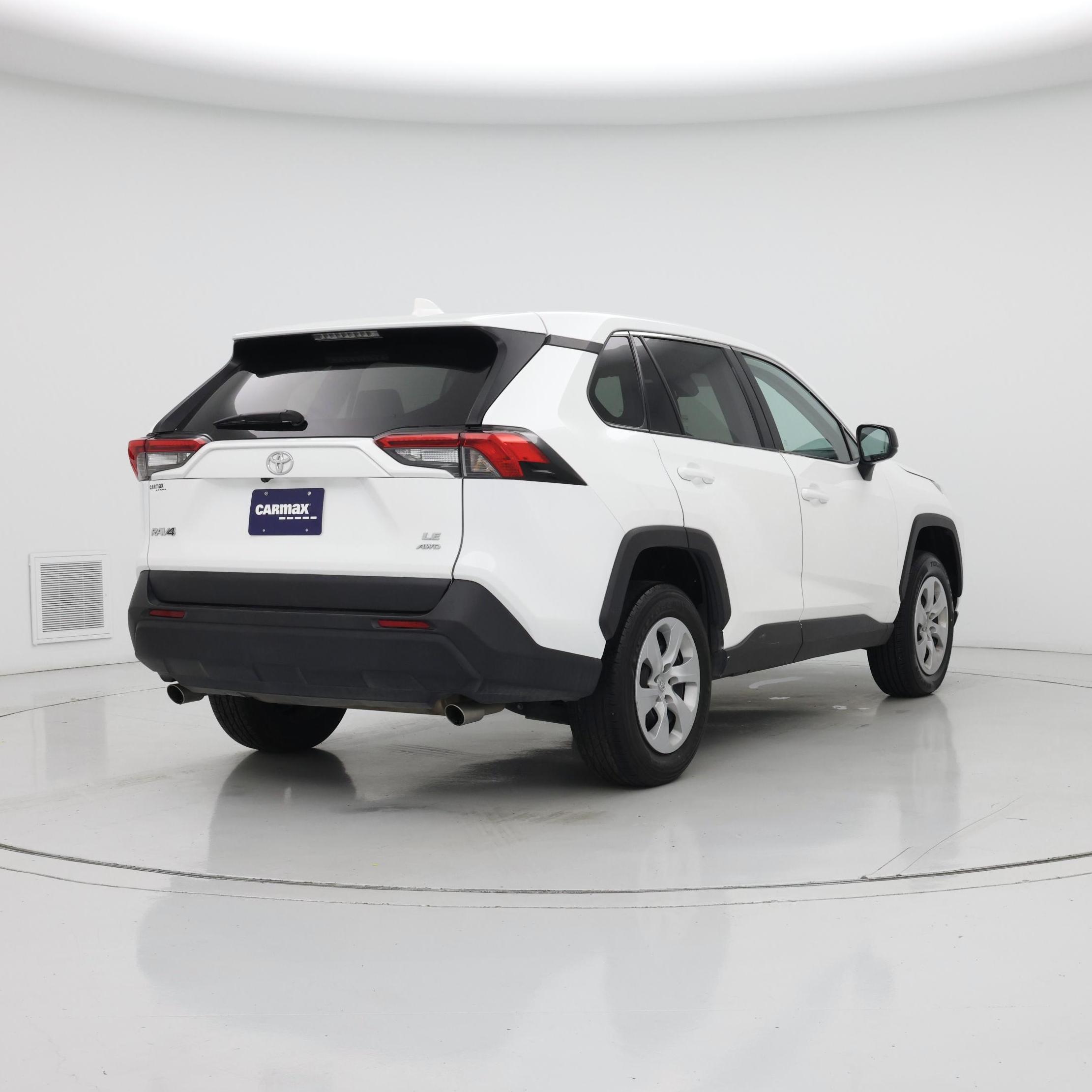 Thumbnail: 2024 Toyota RAV4 - 8