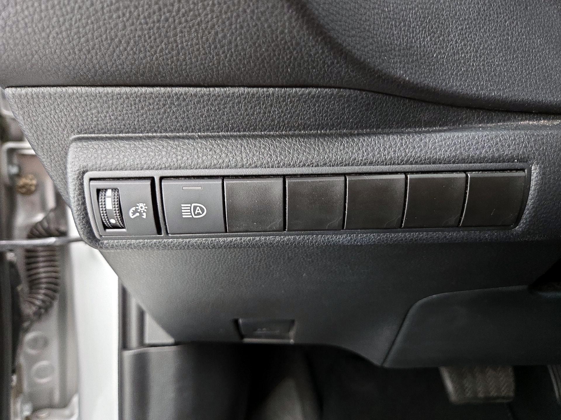 Thumbnail: 2024 Toyota Corolla - 13