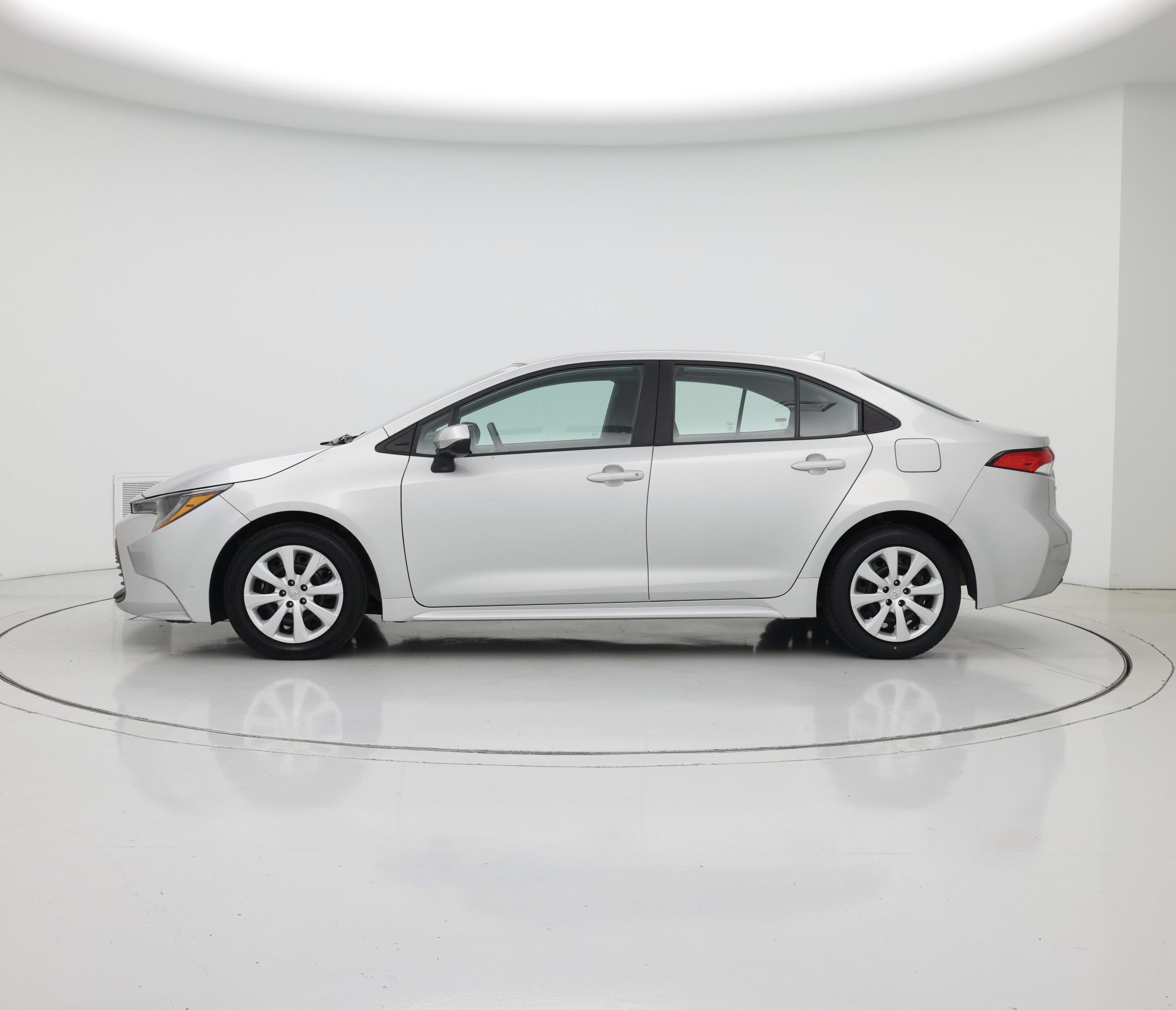 Thumbnail: 2024 Toyota Corolla - 3