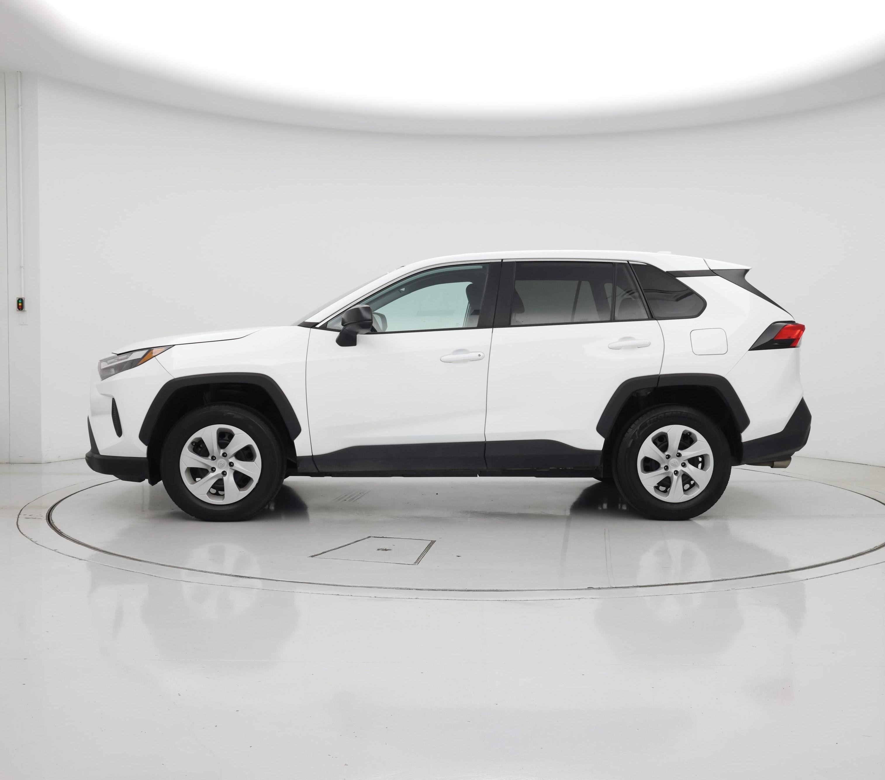 Thumbnail: 2024 Toyota RAV4 - 3