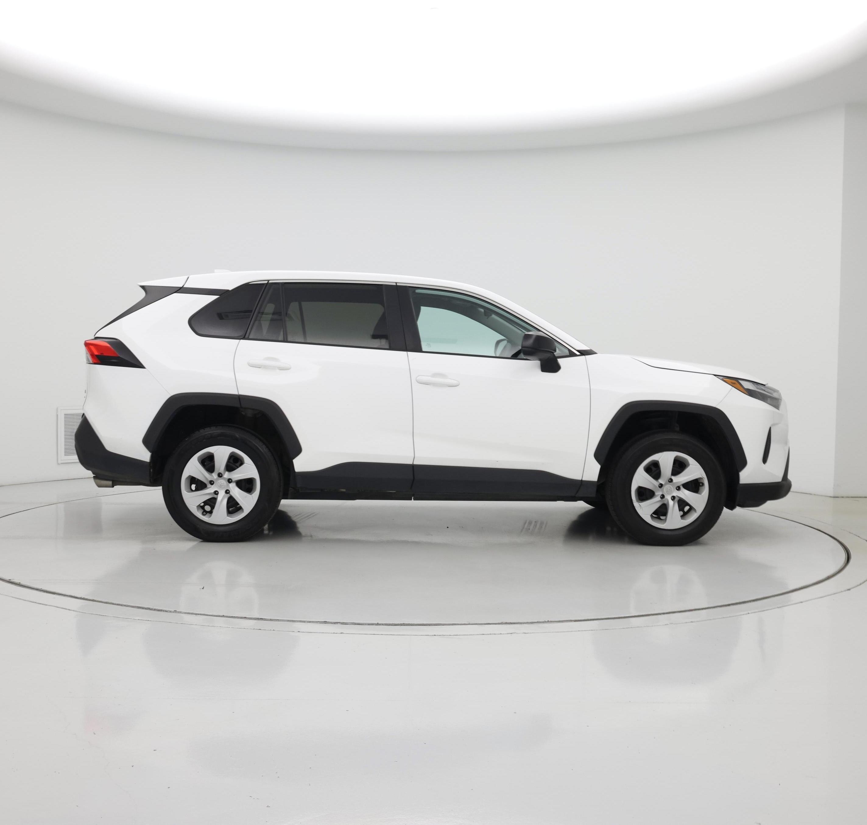 Thumbnail: 2024 Toyota RAV4 - 7