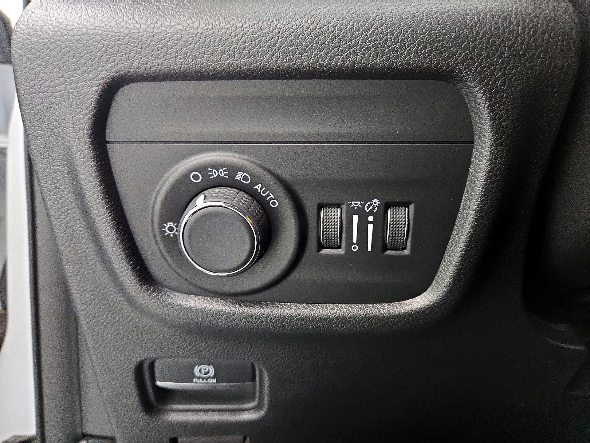 Thumbnail: 2023 Jeep Grand Cherokee L - 13