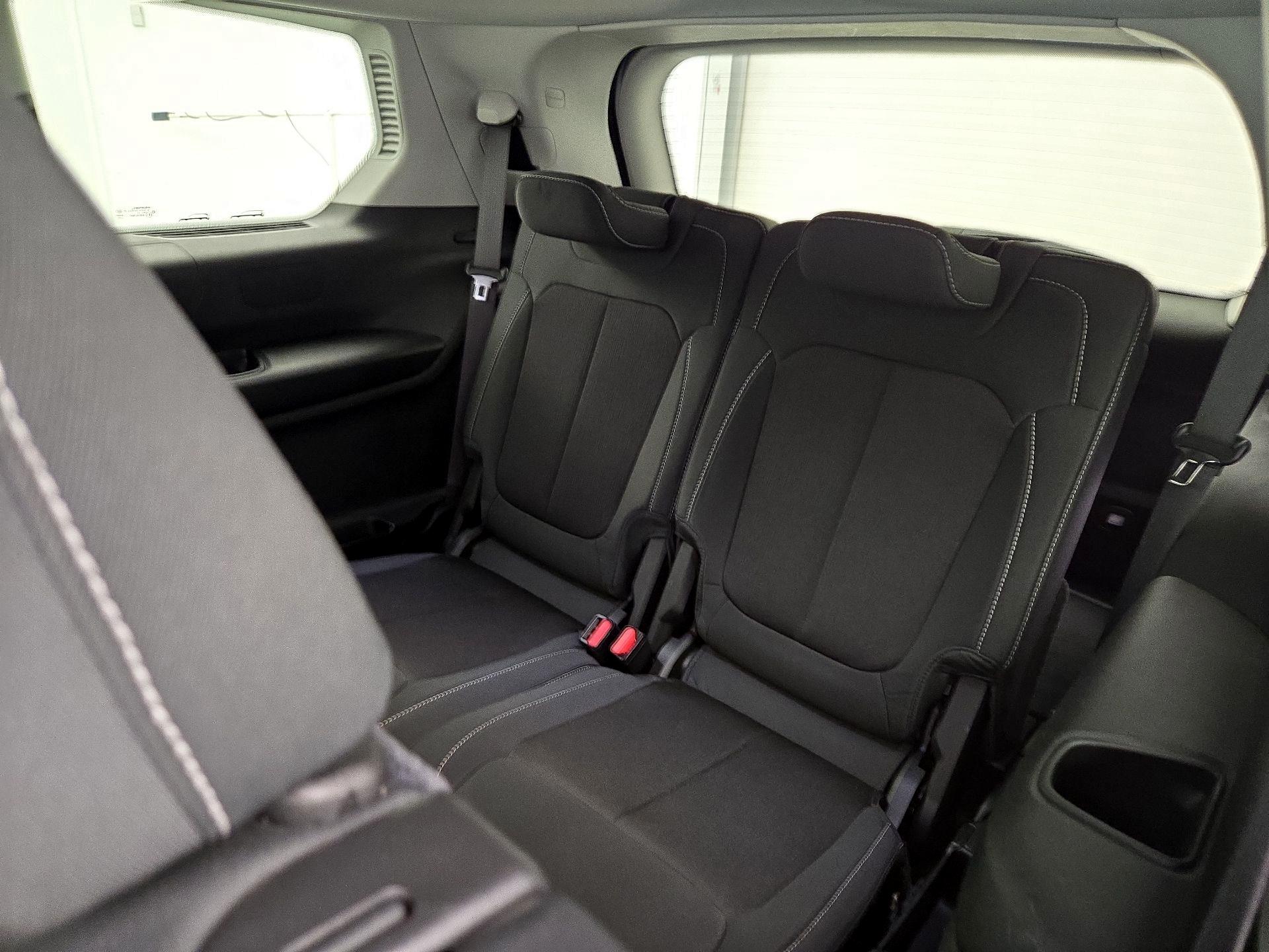 Thumbnail: 2023 Jeep Grand Cherokee L - 20