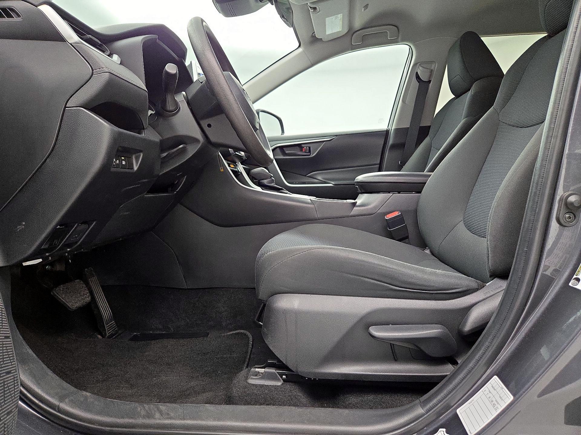 Thumbnail: 2024 Toyota RAV4 - 11