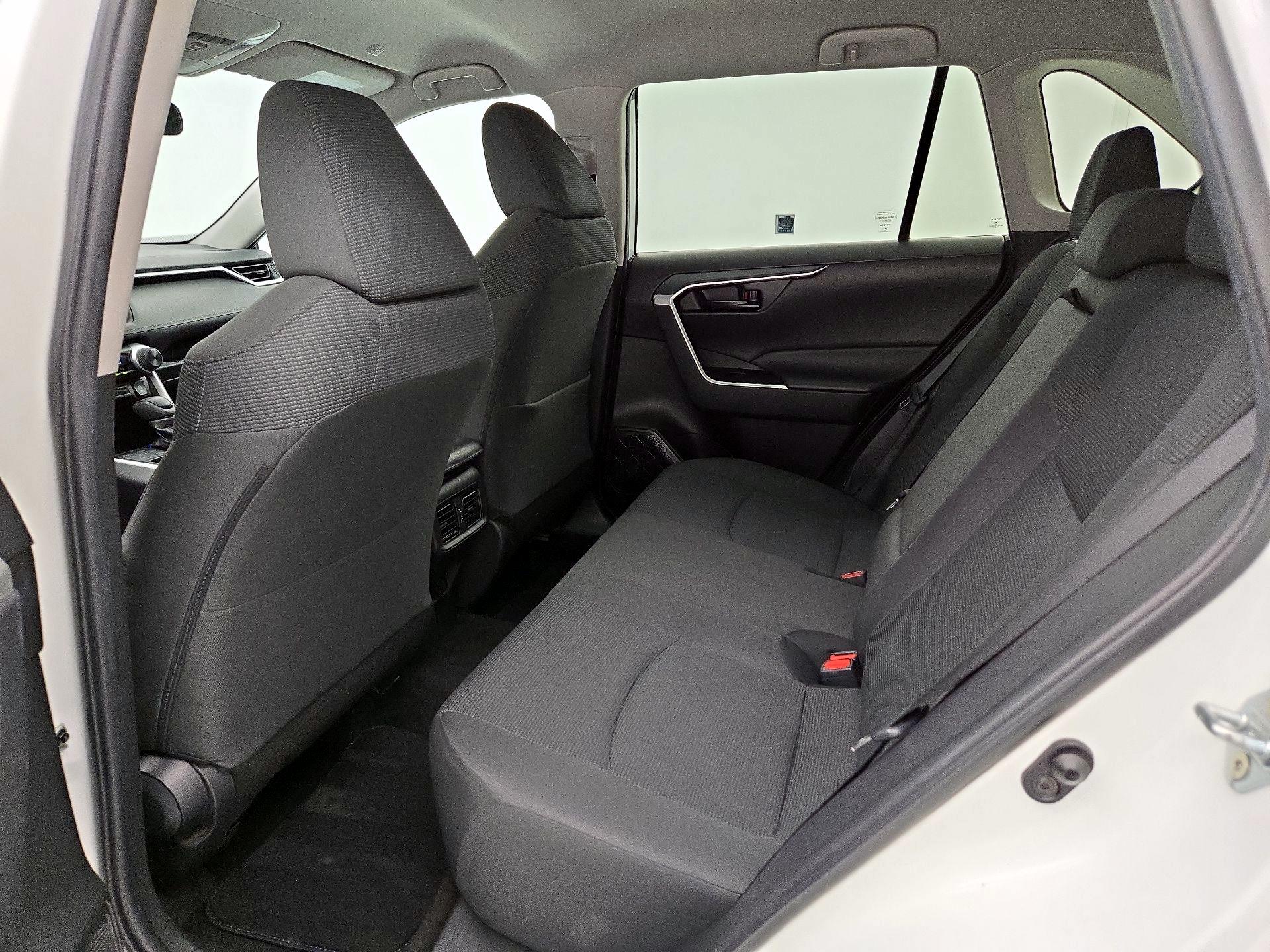 Thumbnail: 2024 Toyota RAV4 - 19