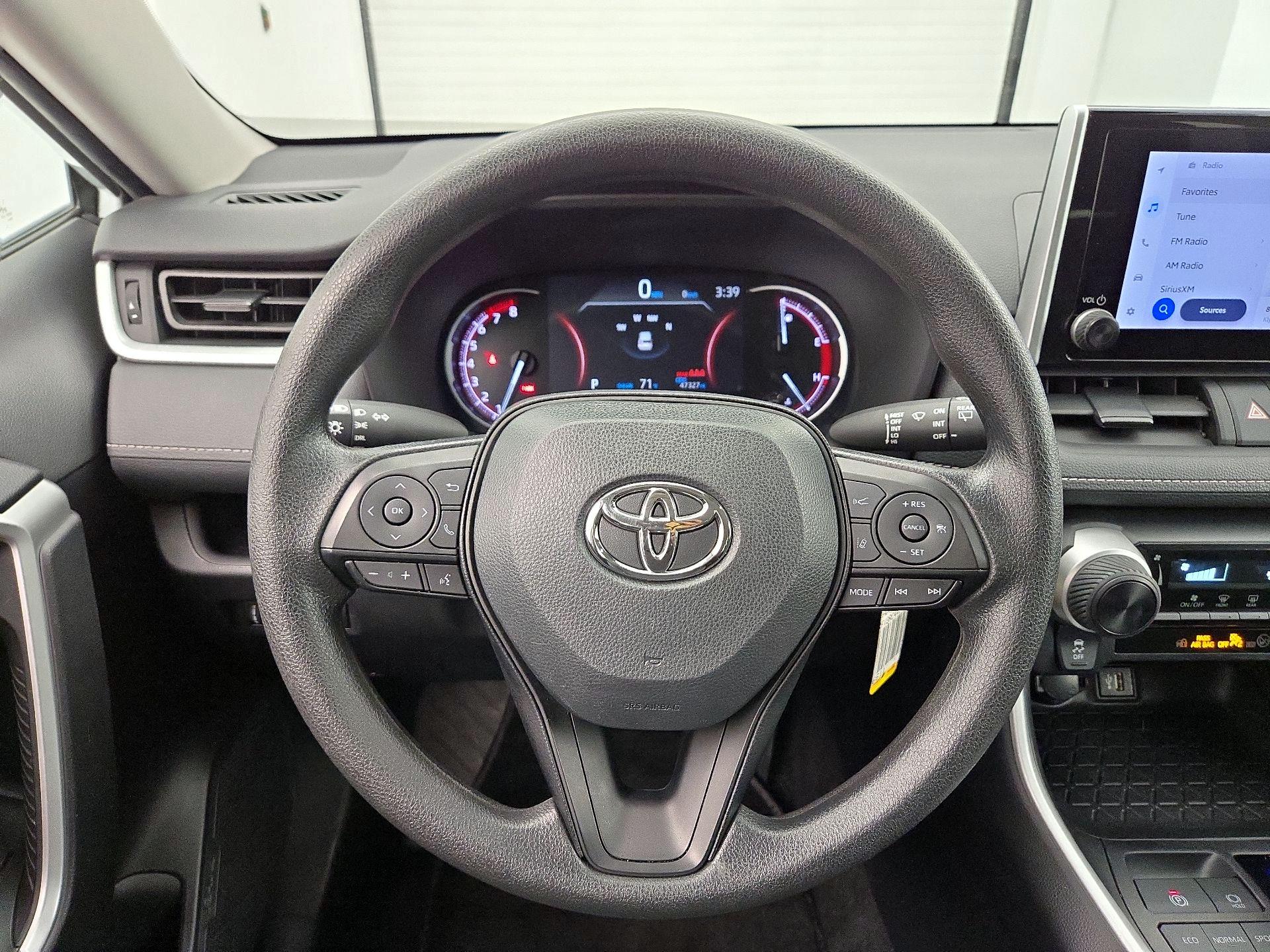 Thumbnail: 2024 Toyota RAV4 - 10