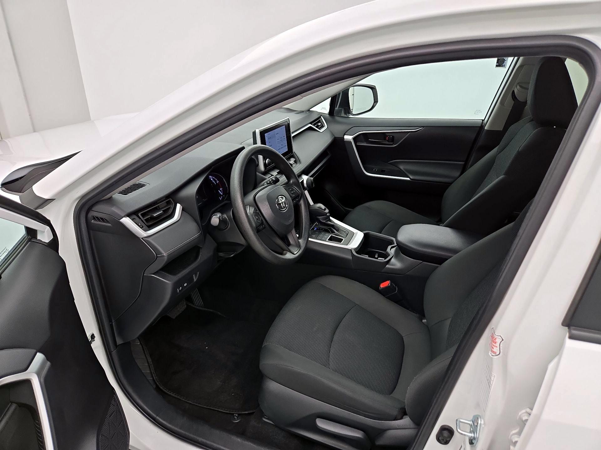 Thumbnail: 2024 Toyota RAV4 - 11