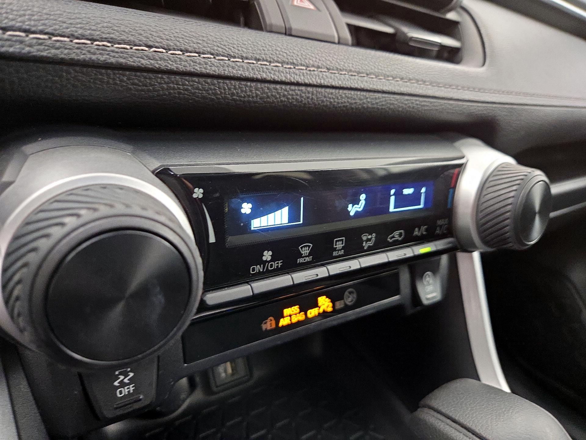 Thumbnail: 2024 Toyota RAV4 - 16