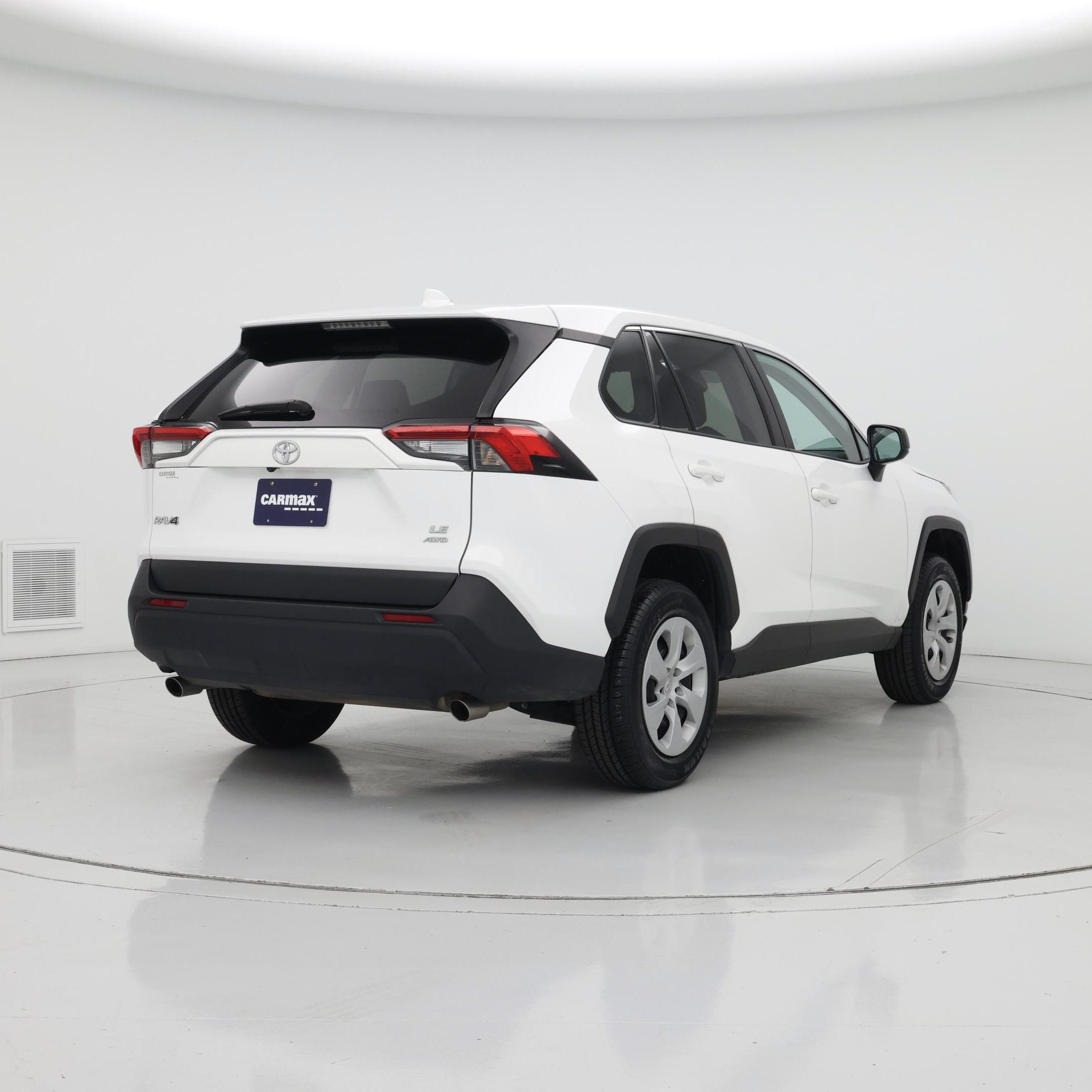 Thumbnail: 2024 Toyota RAV4 - 8