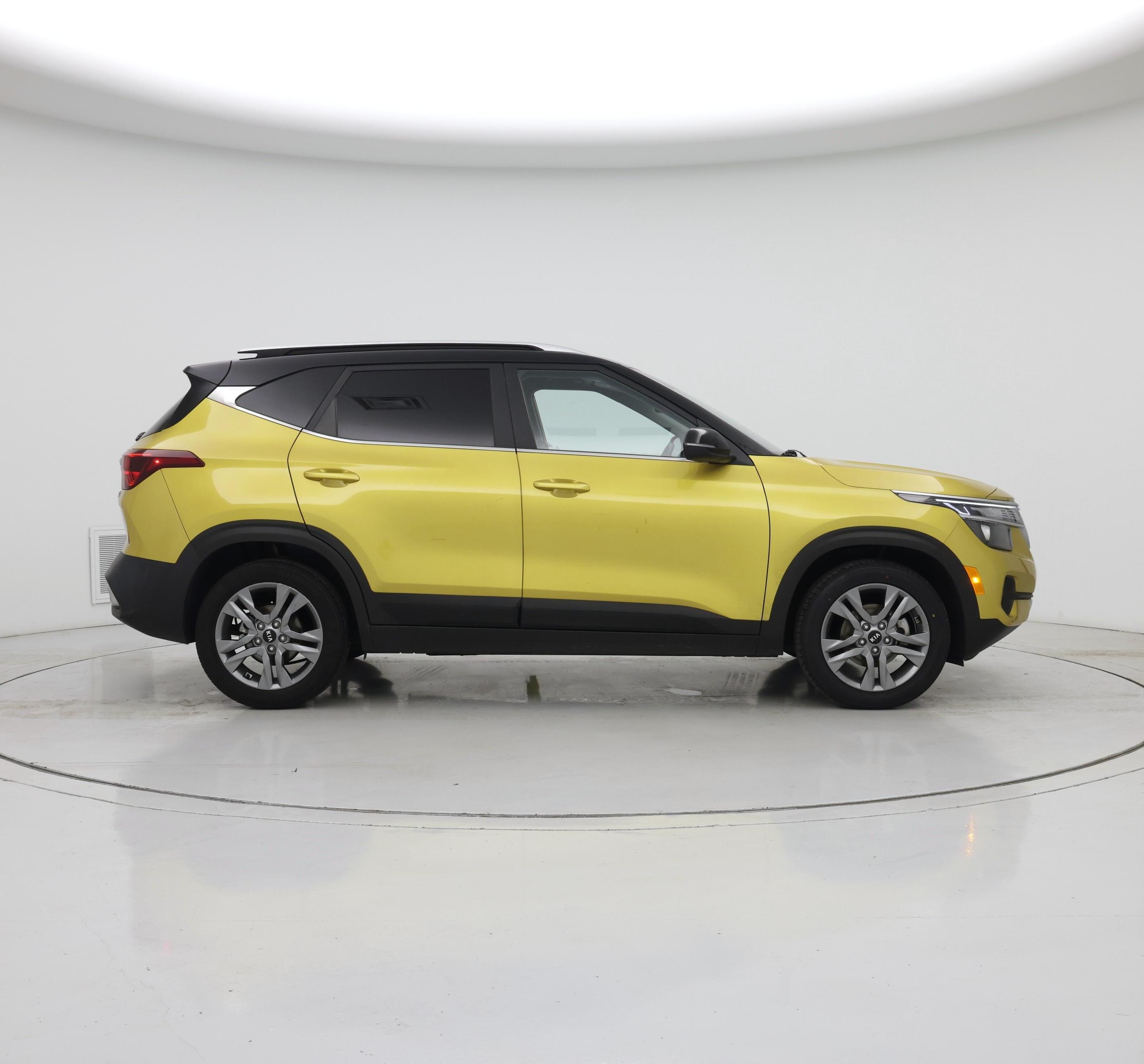 Thumbnail: 2021 Kia Seltos - 7