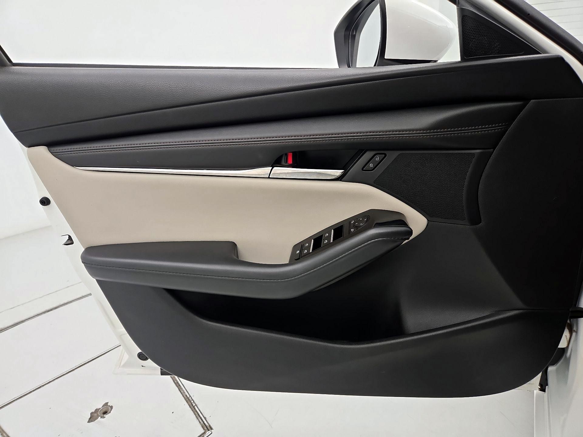 Thumbnail: 2024 Mazda Mazda3 - 12