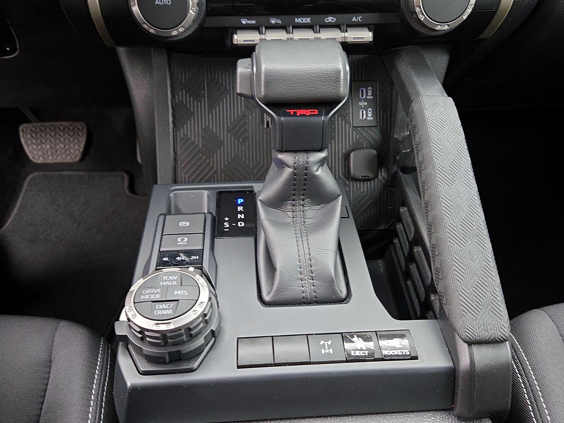 Thumbnail: 2024 Toyota Tacoma - 17