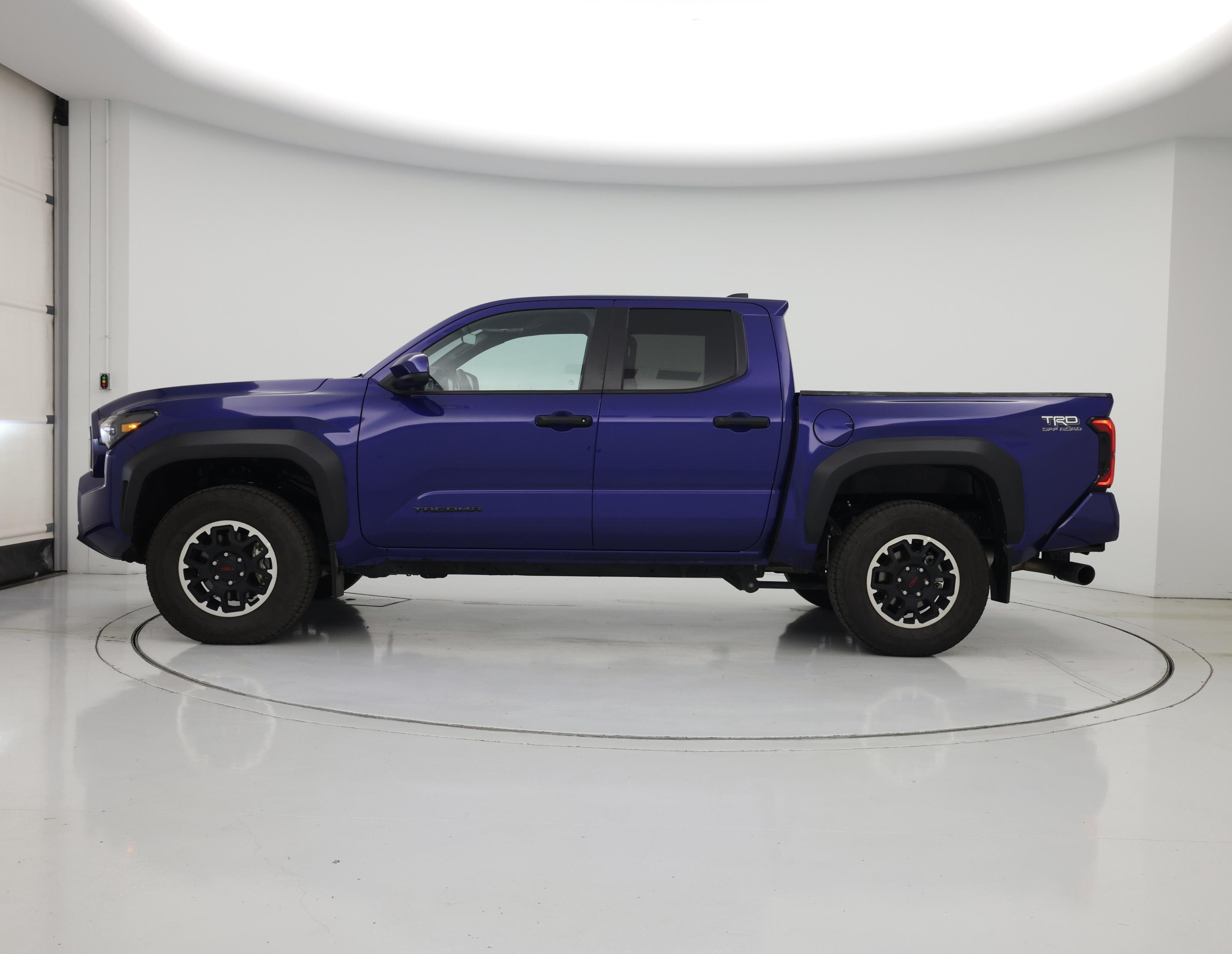Thumbnail: 2024 Toyota Tacoma - 3