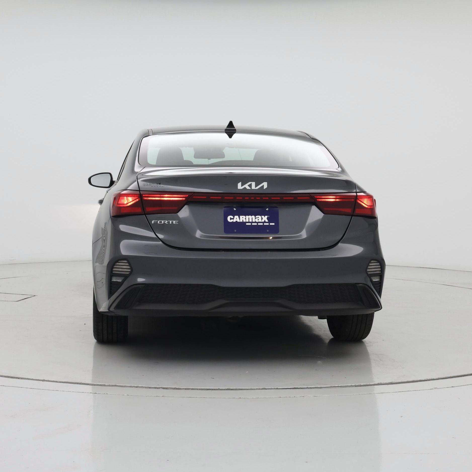 Thumbnail: 2024 Kia Forte - 6