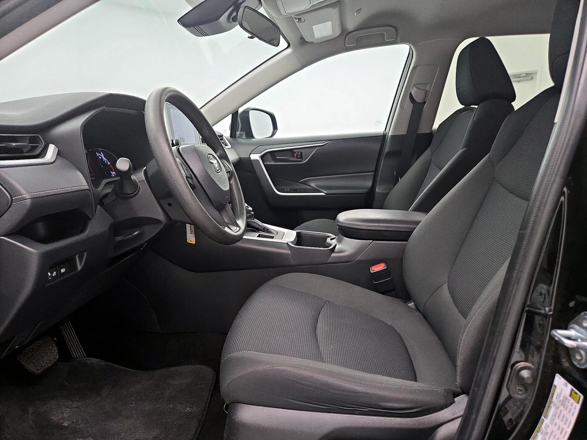 Thumbnail: 2024 Toyota RAV4 - 11