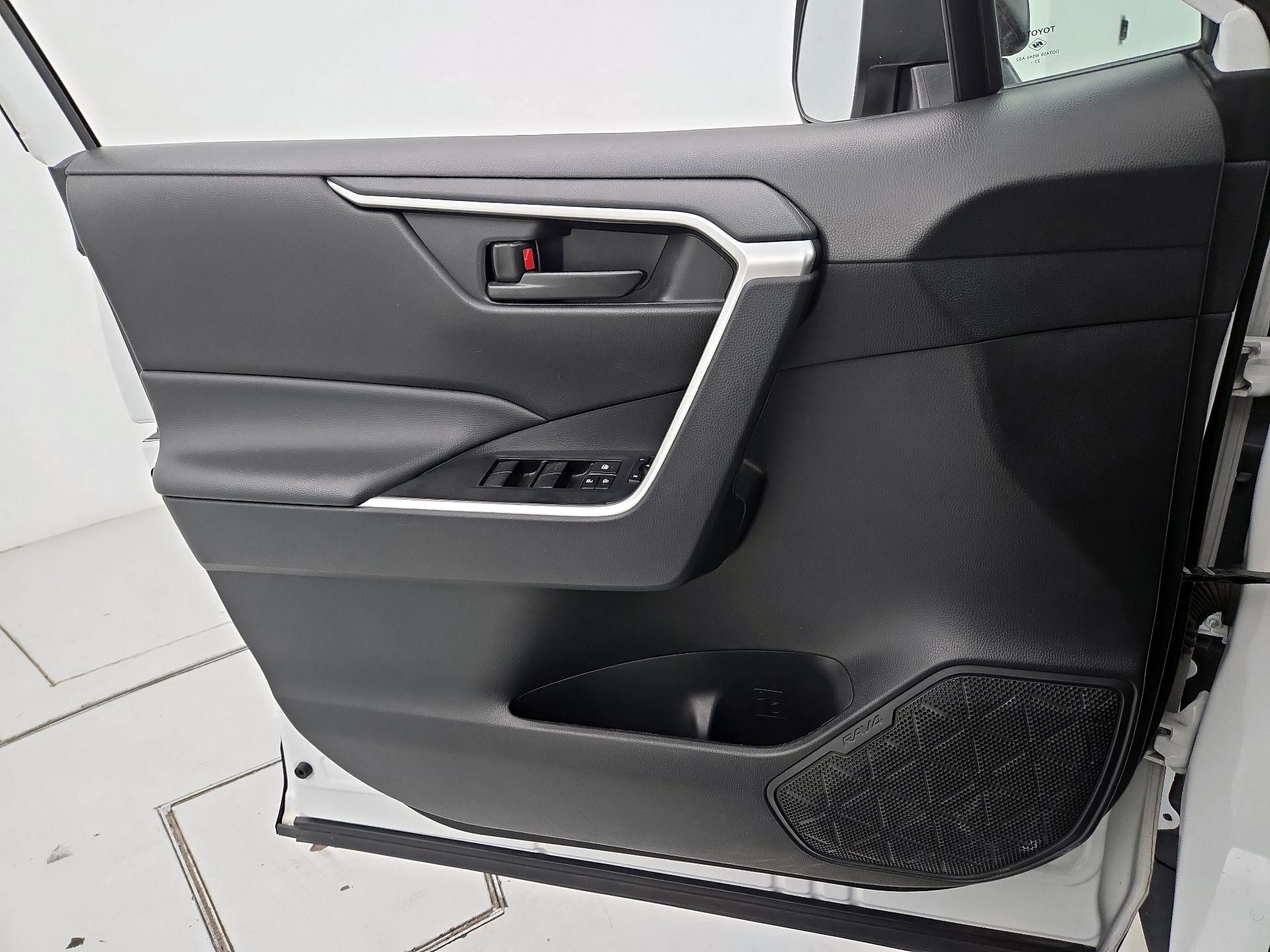 Thumbnail: 2024 Toyota RAV4 - 12