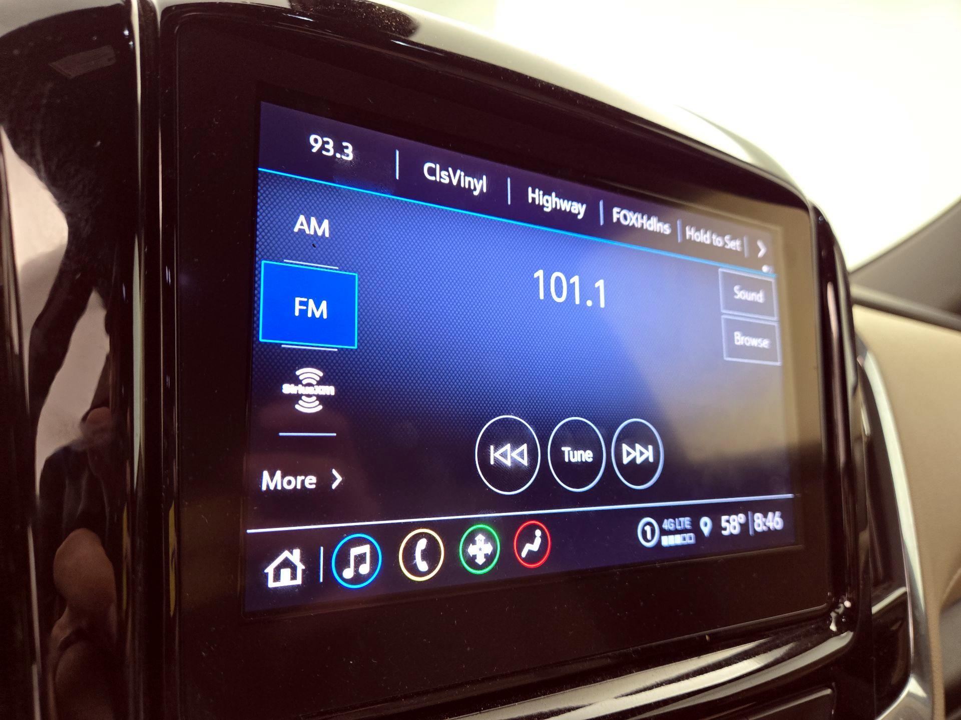 Thumbnail: 2023 Chevrolet Traverse - 15