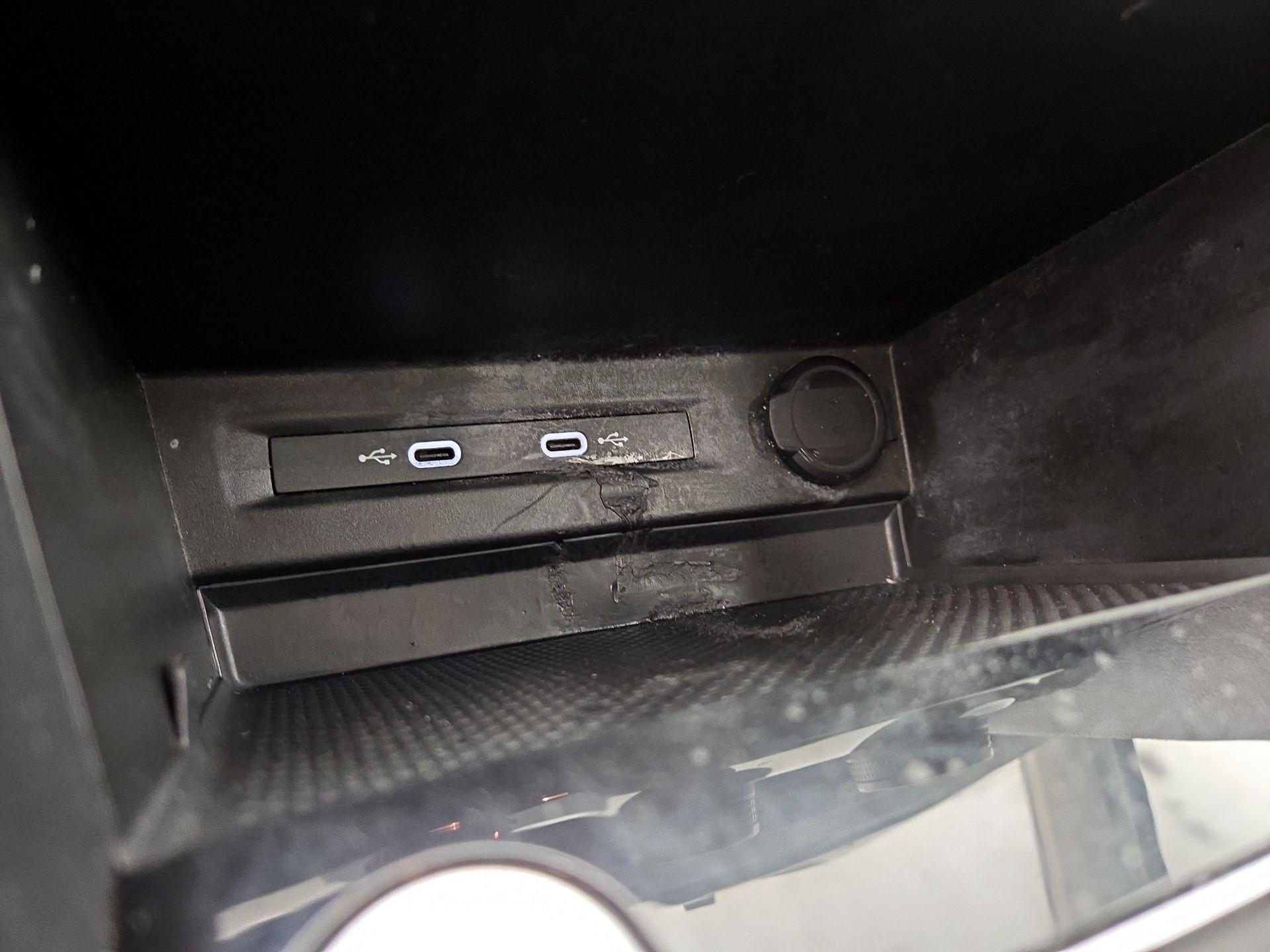 Thumbnail: 2023 Volkswagen Taos - 18