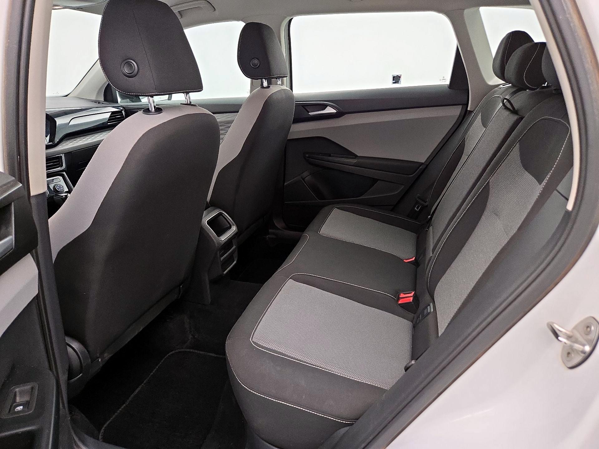 Thumbnail: 2023 Volkswagen Taos - 19