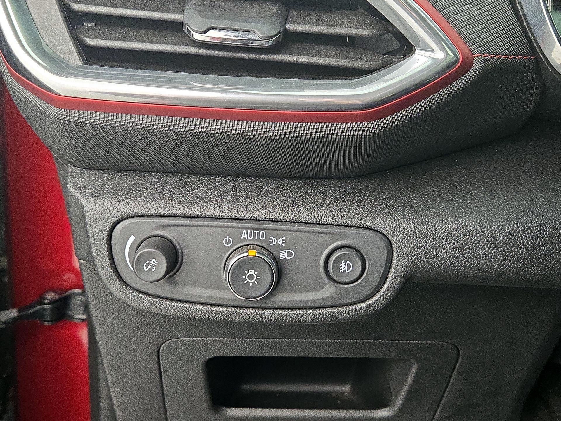 Thumbnail: 2023 Chevrolet TrailBlazer - 13