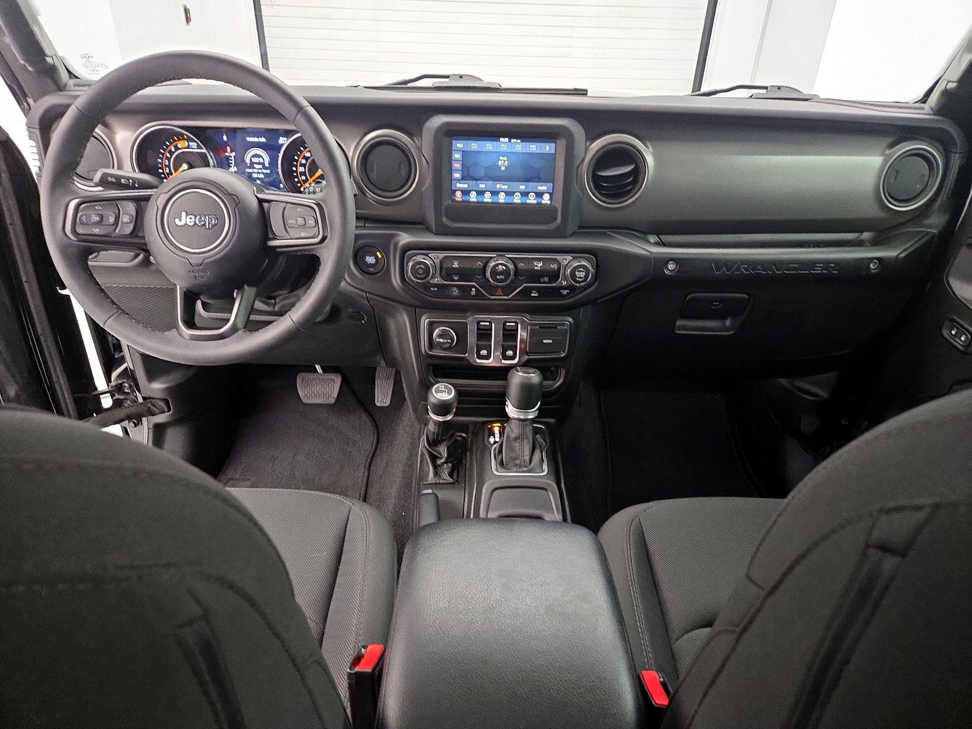 Thumbnail: 2023 Jeep Wrangler - 9