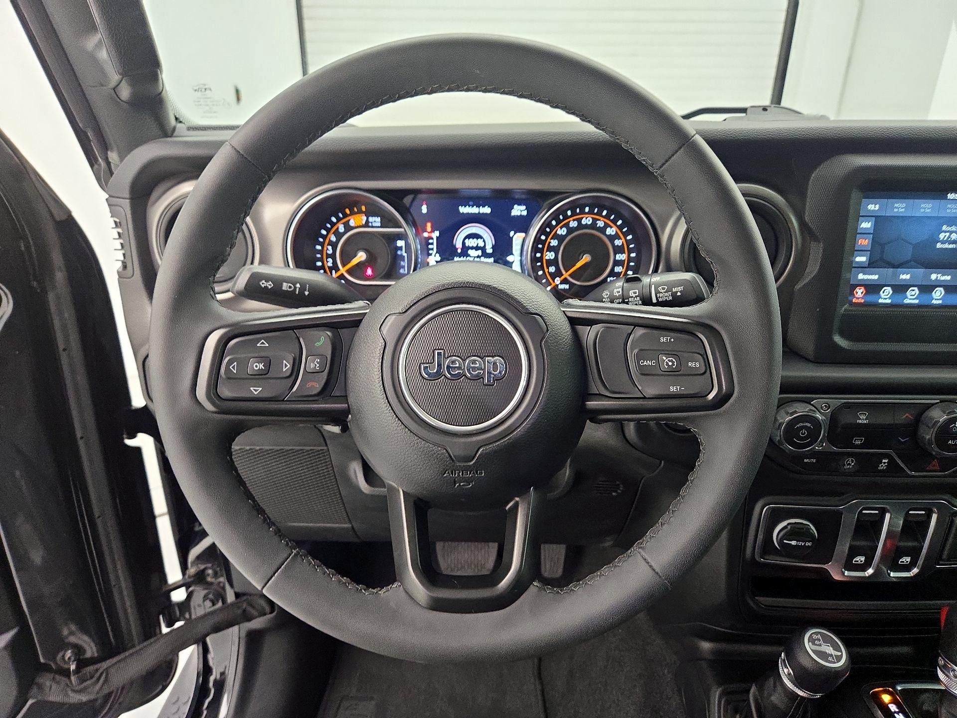 Thumbnail: 2023 Jeep Wrangler - 10